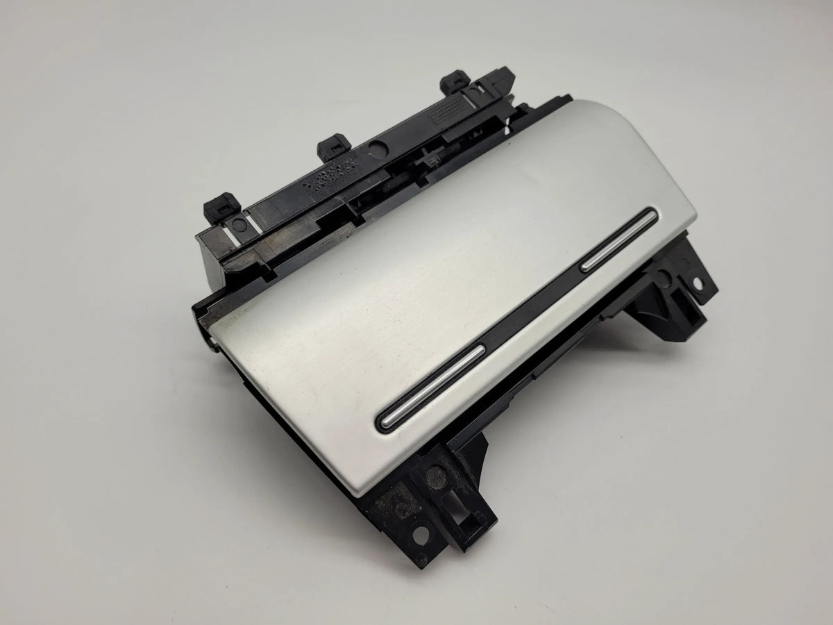 Original Audi A4 (8E/B6/B7) Aschenbecher Grau 8EO857951