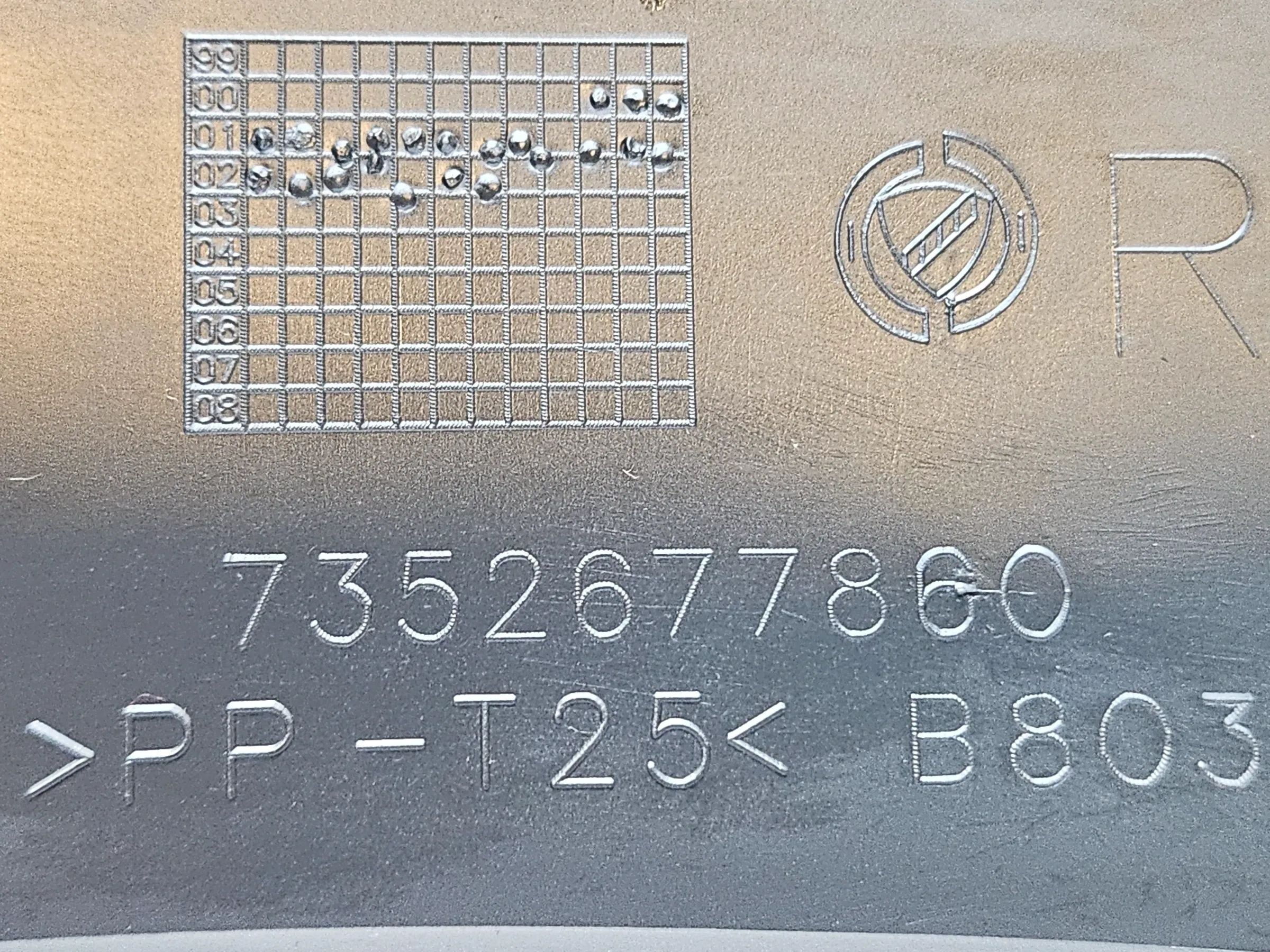 Original Fiat Punto II 188  Lenksäulenverkleidung oben 7352677860