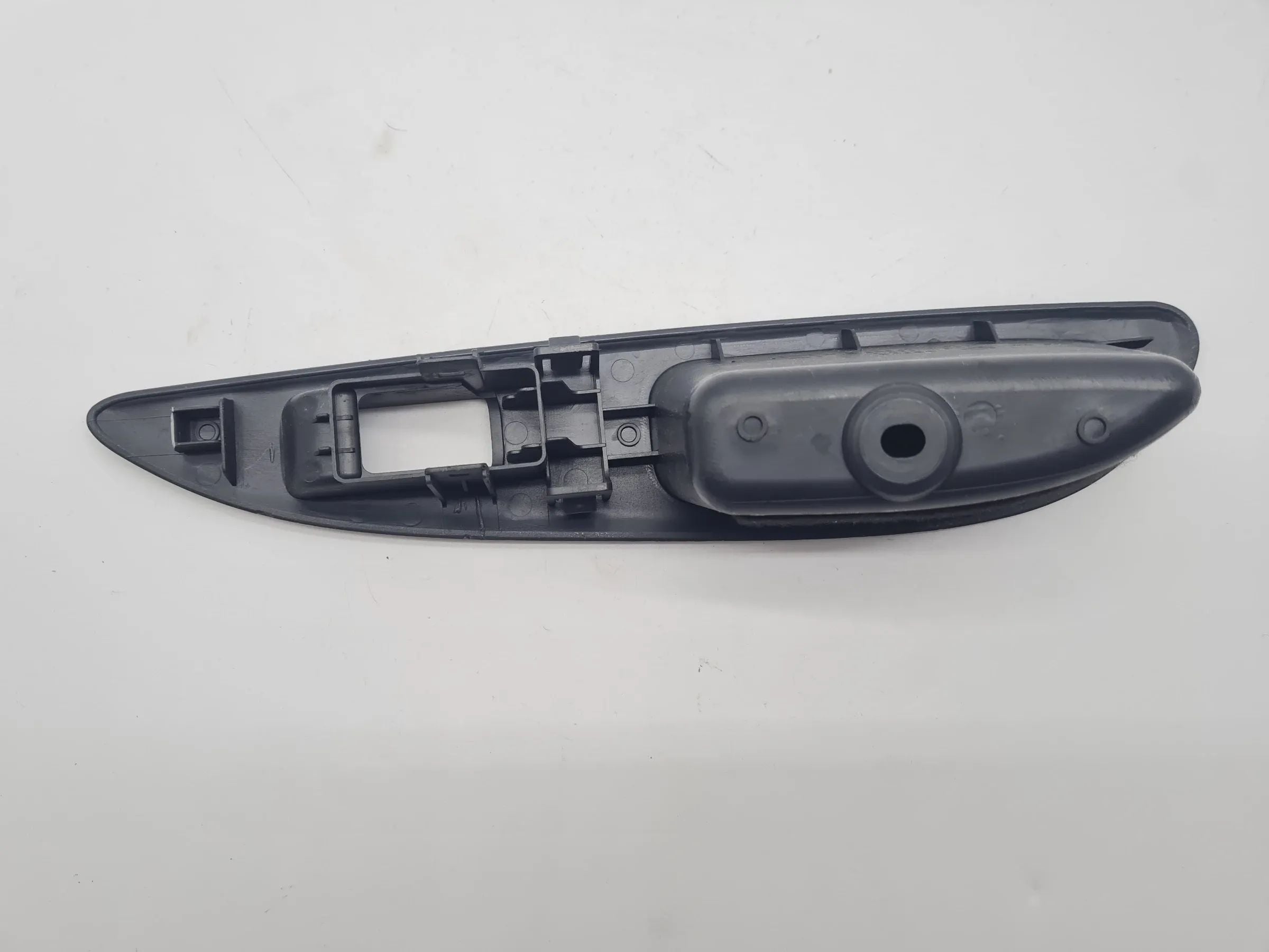Original Nissan Primera P12 Türgriffschale Abdeckung Hinten Links 82961