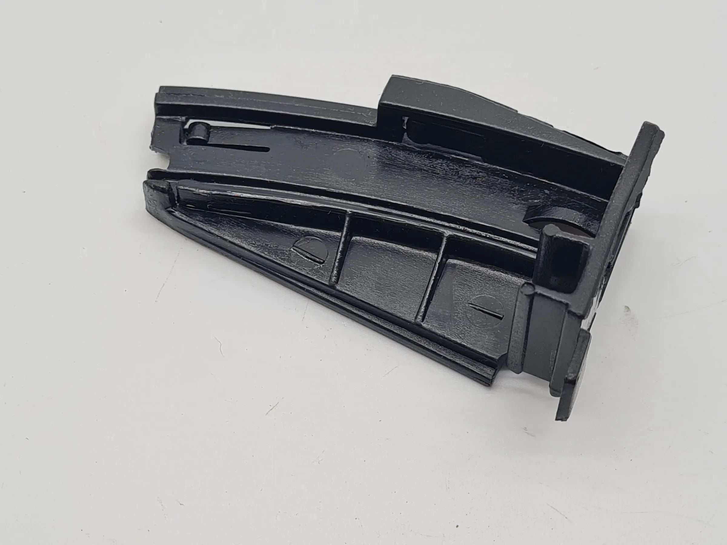 Original Fiat Punto (188) Aschenbecher Seitenschiene Links S 225472 / A504