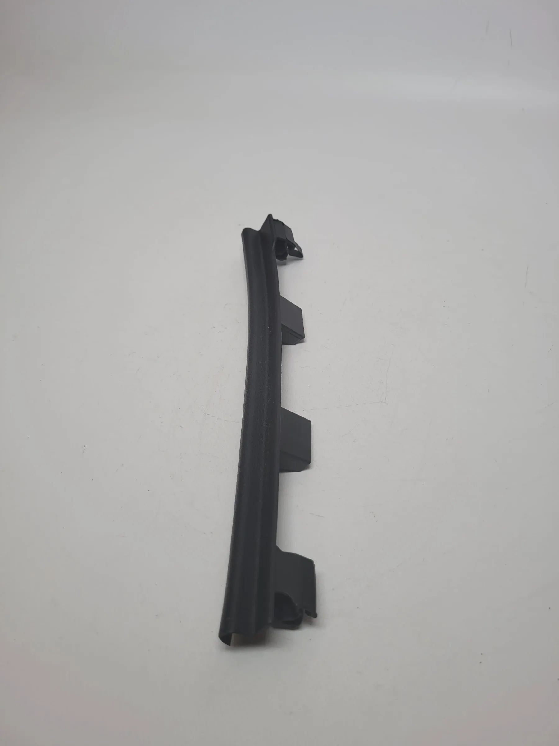 Original Audi A4 (8E/B6/B7) Verkleidung Armaturenbrett Fußraum Rechts 8e0868204