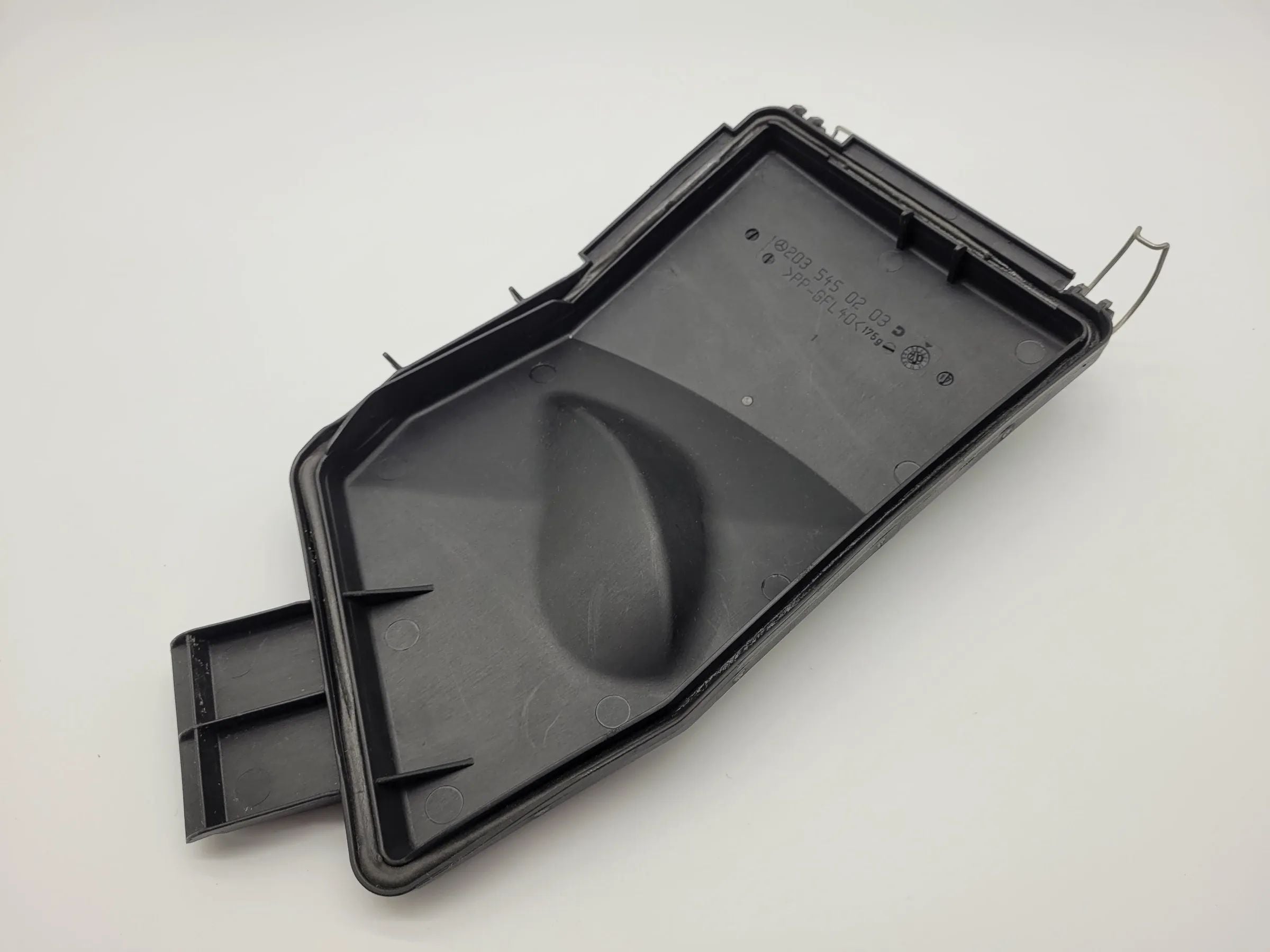 Original Mercedes C-Klasse (W203) Abdeckung Sicherungskasten, A2035450203