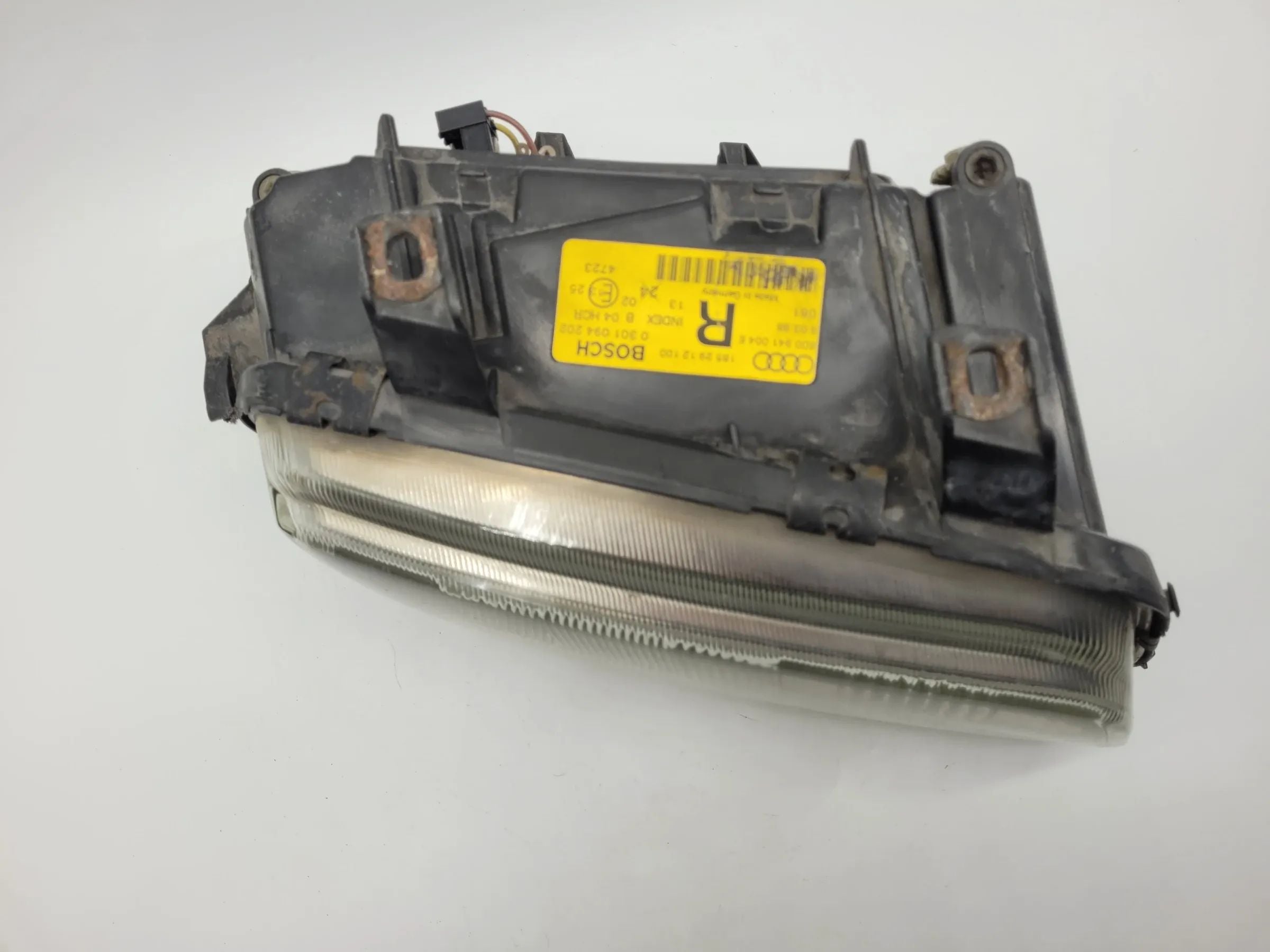 Original Audi A4 (8D2/8D5/B5) Scheinwerfer / Frontleuchte Rechts 8D0941004E