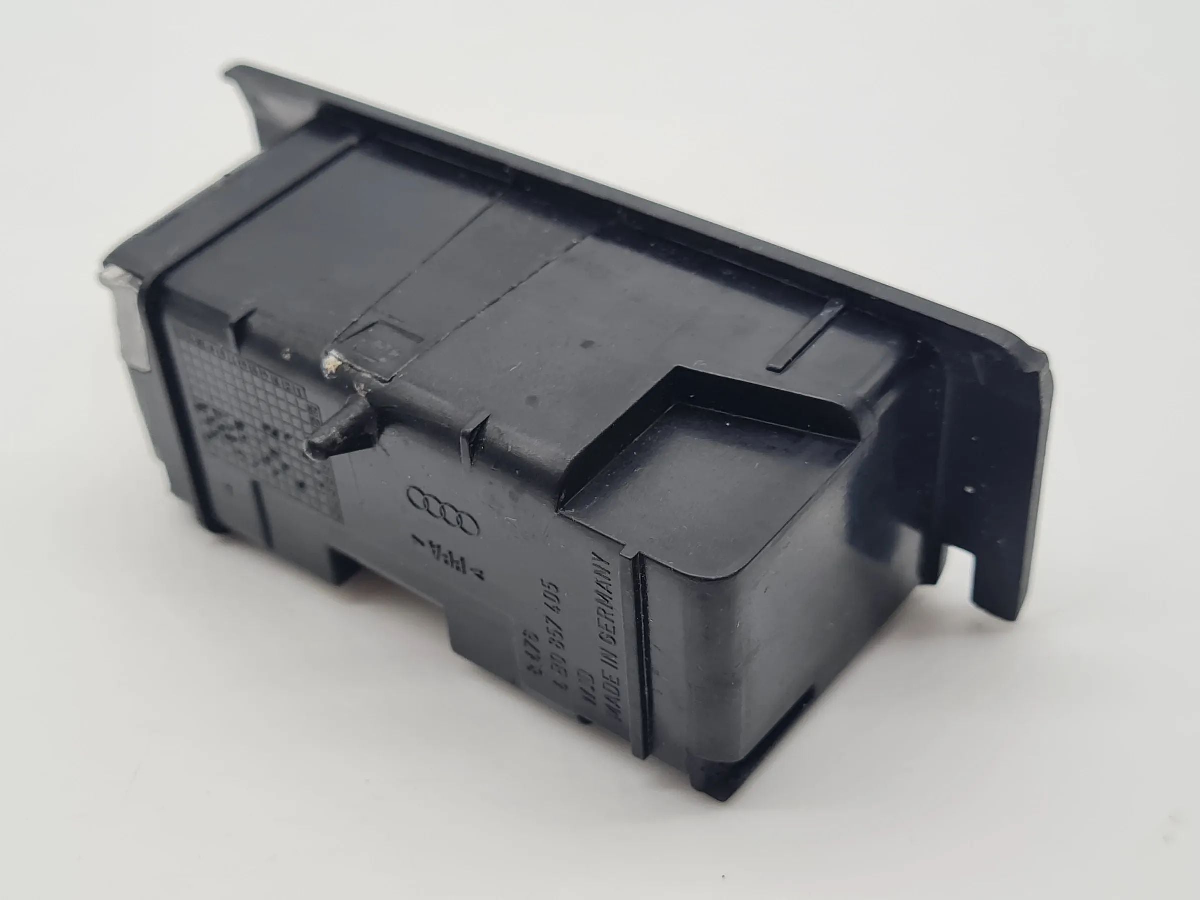 Original Audi A6 (4B) Aschenbechereinsatz 4B0857405