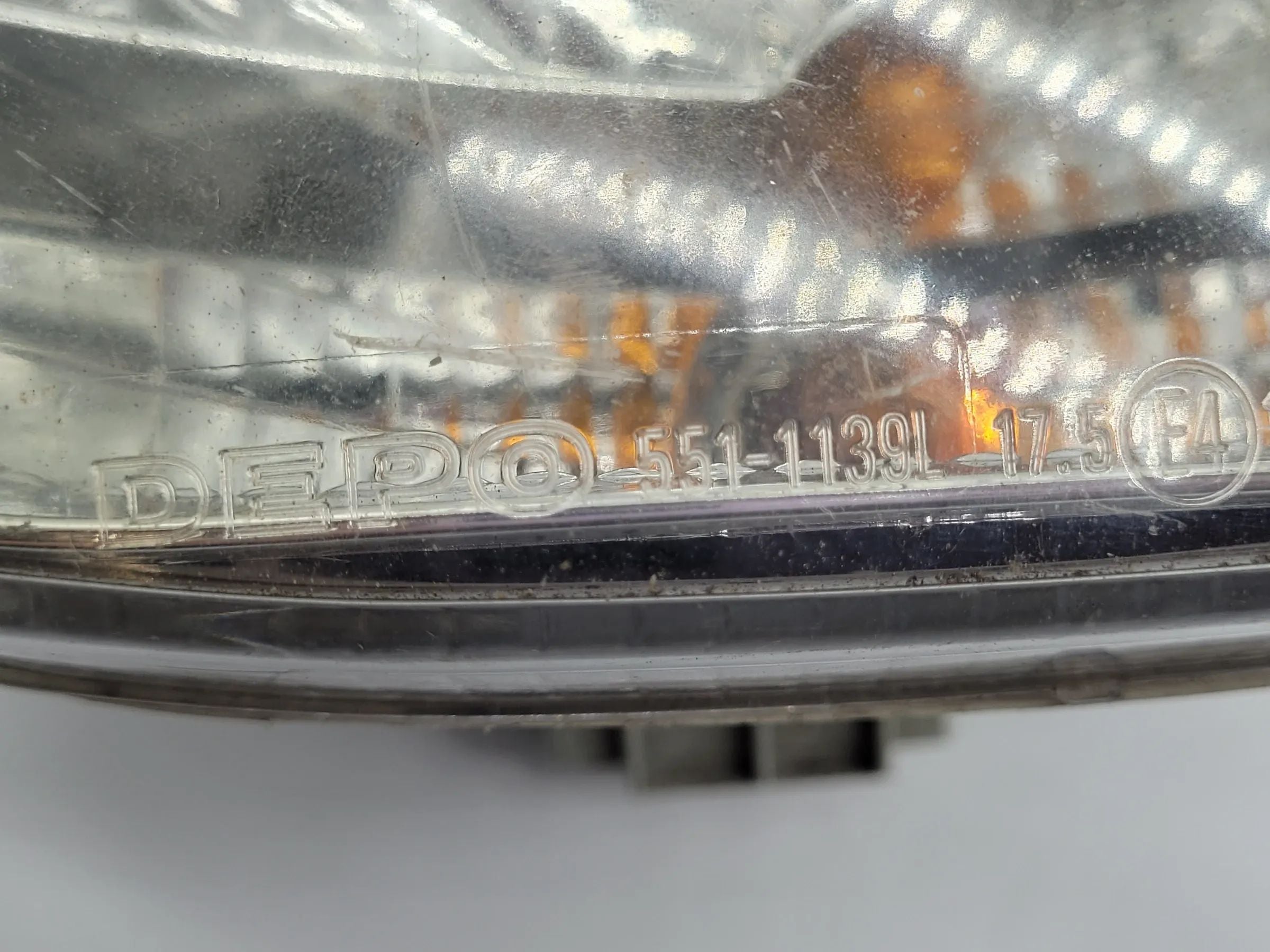 Renault Twingo I 1 (C06) Scheinwerfer Links 551-1139L / 7701049686