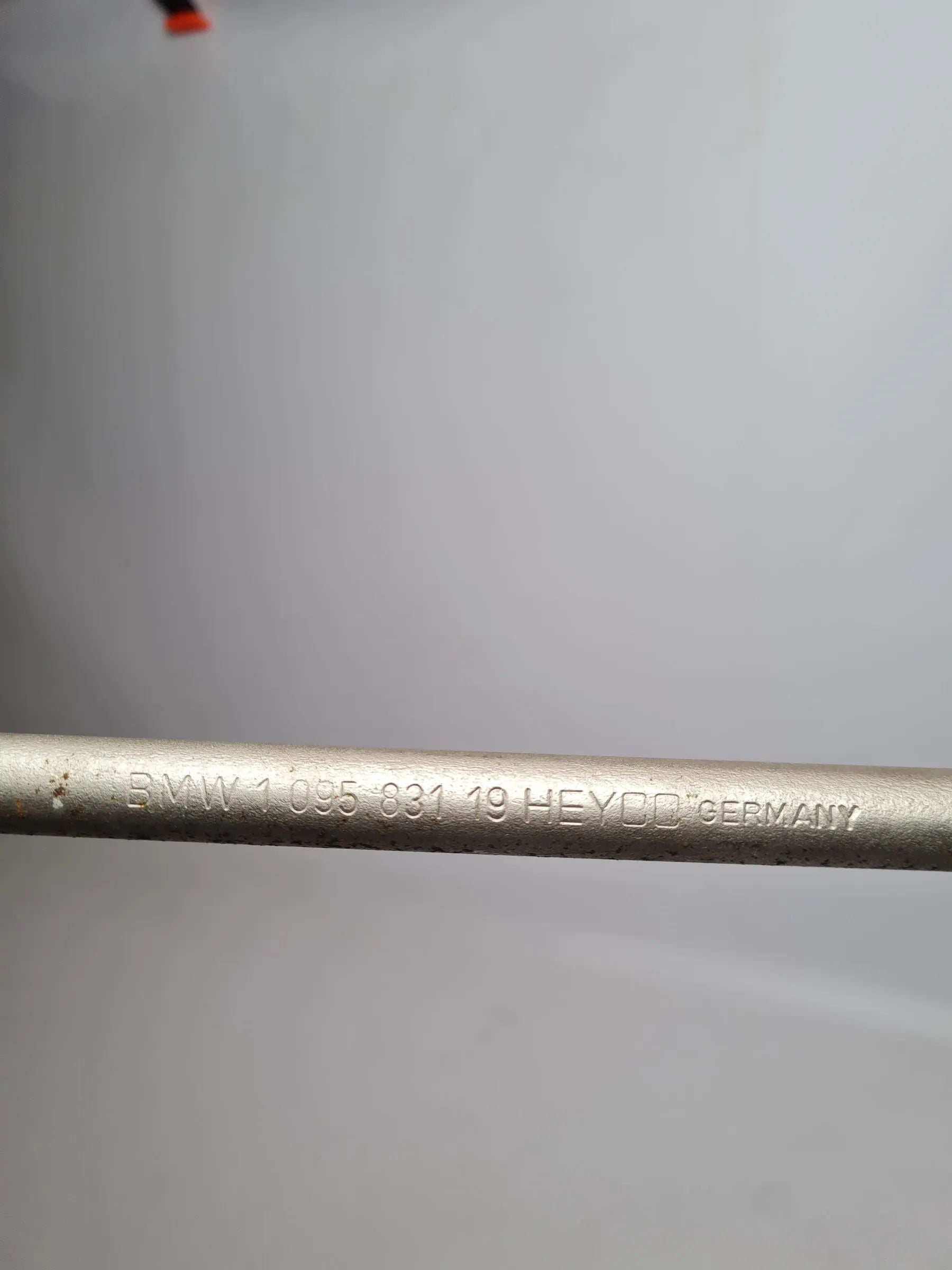 Original BMW X5 (E53) Verkleidung Herckklappe Rechts 8402618