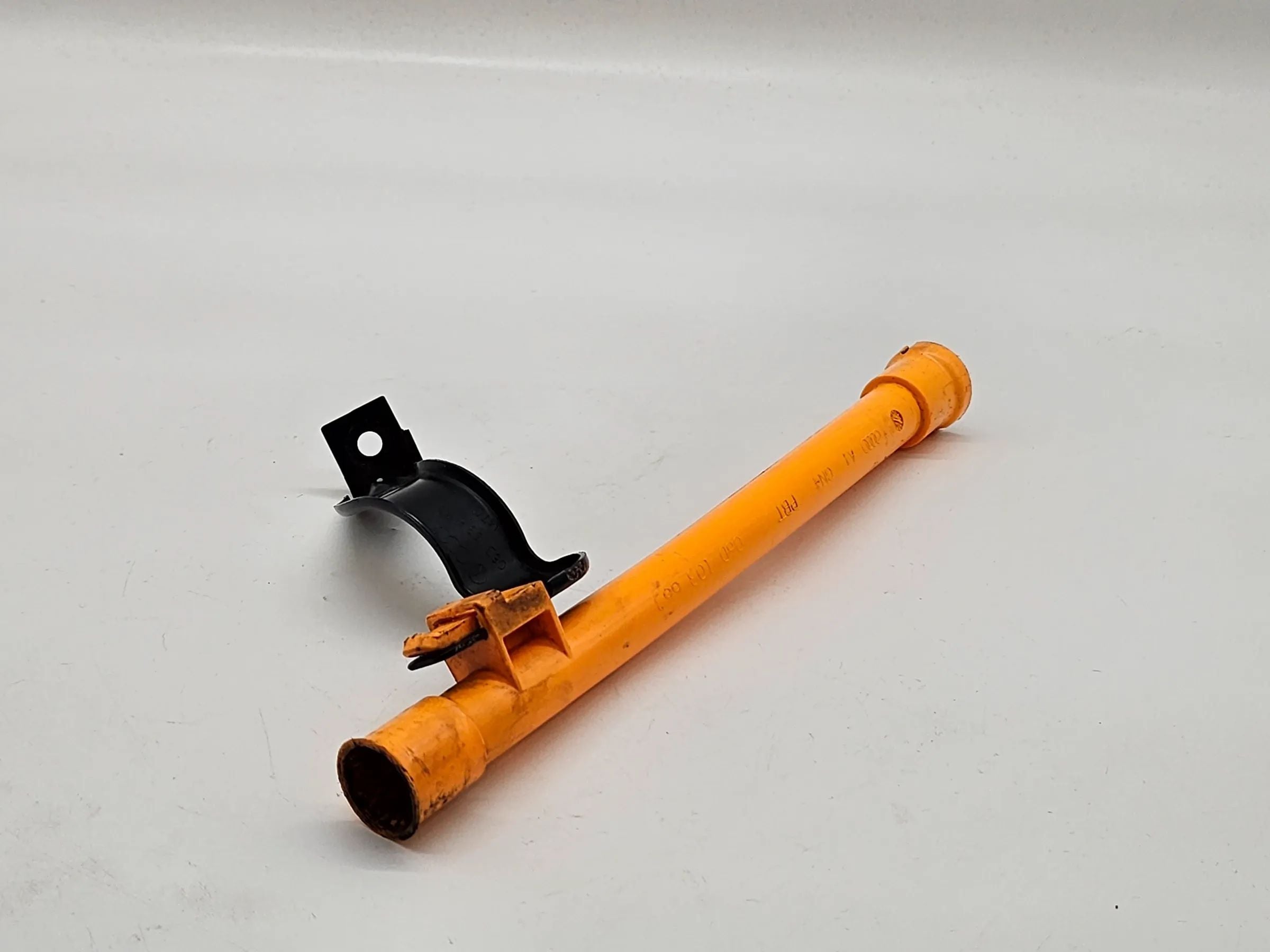 Original Audi Trichter  Führungstrichter 2.0 FSI Öltrichter 06F103663J