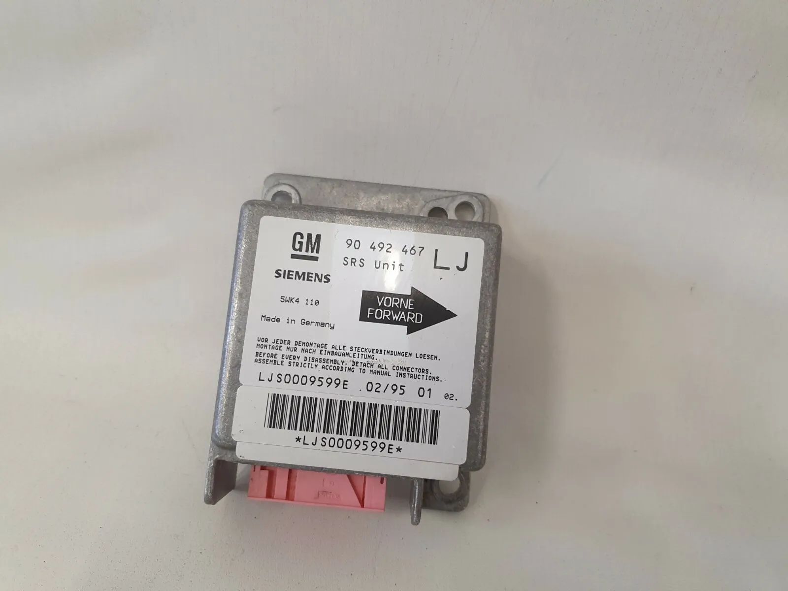 อะไหล่แท้ Opel Omega B 90492467 กล่องควบคุมถุงลมนิรภัย