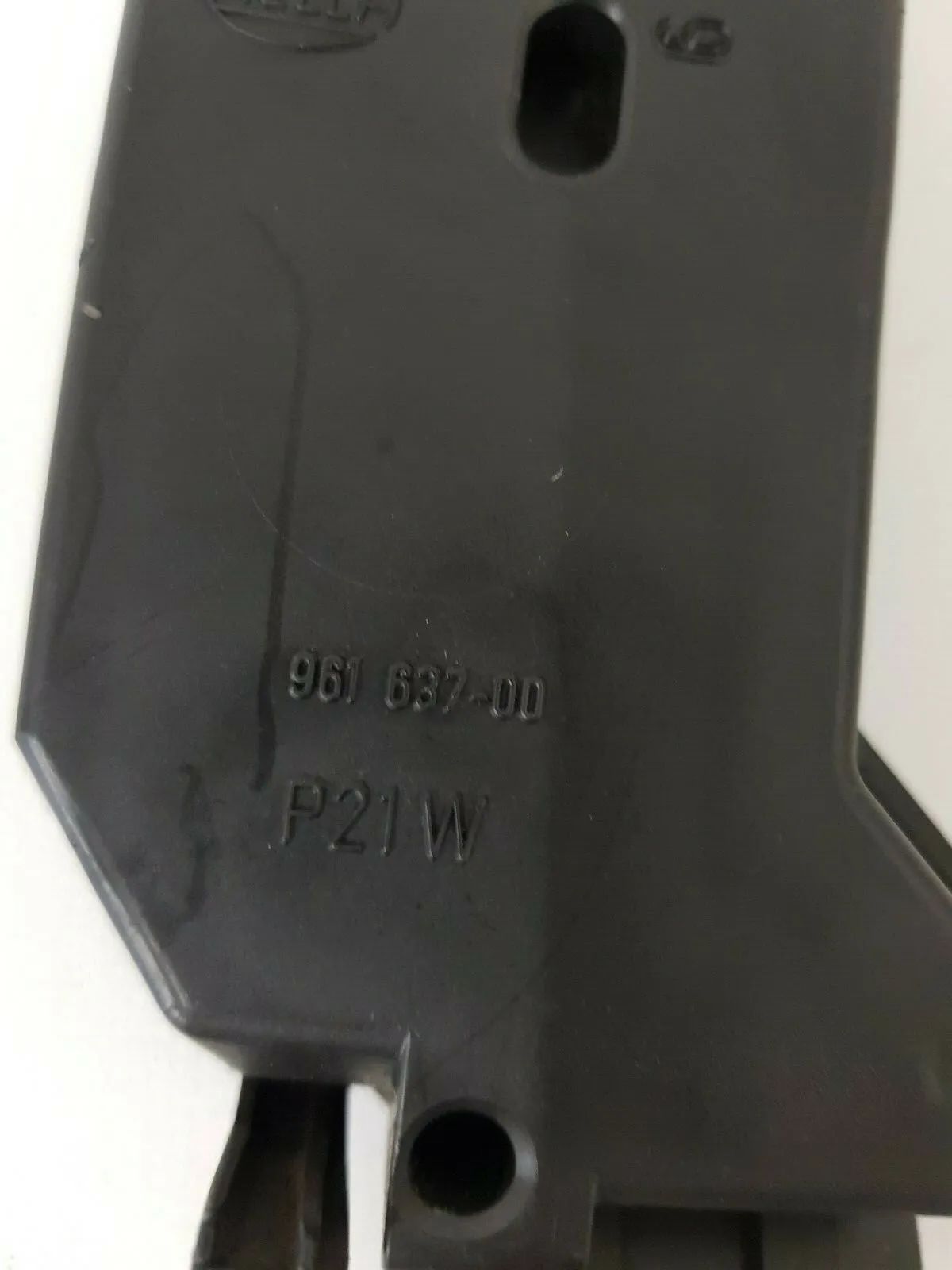 อะไหล่แท้ ขายึดไฟท้าย ซ้าย Seat Toledo 96163700