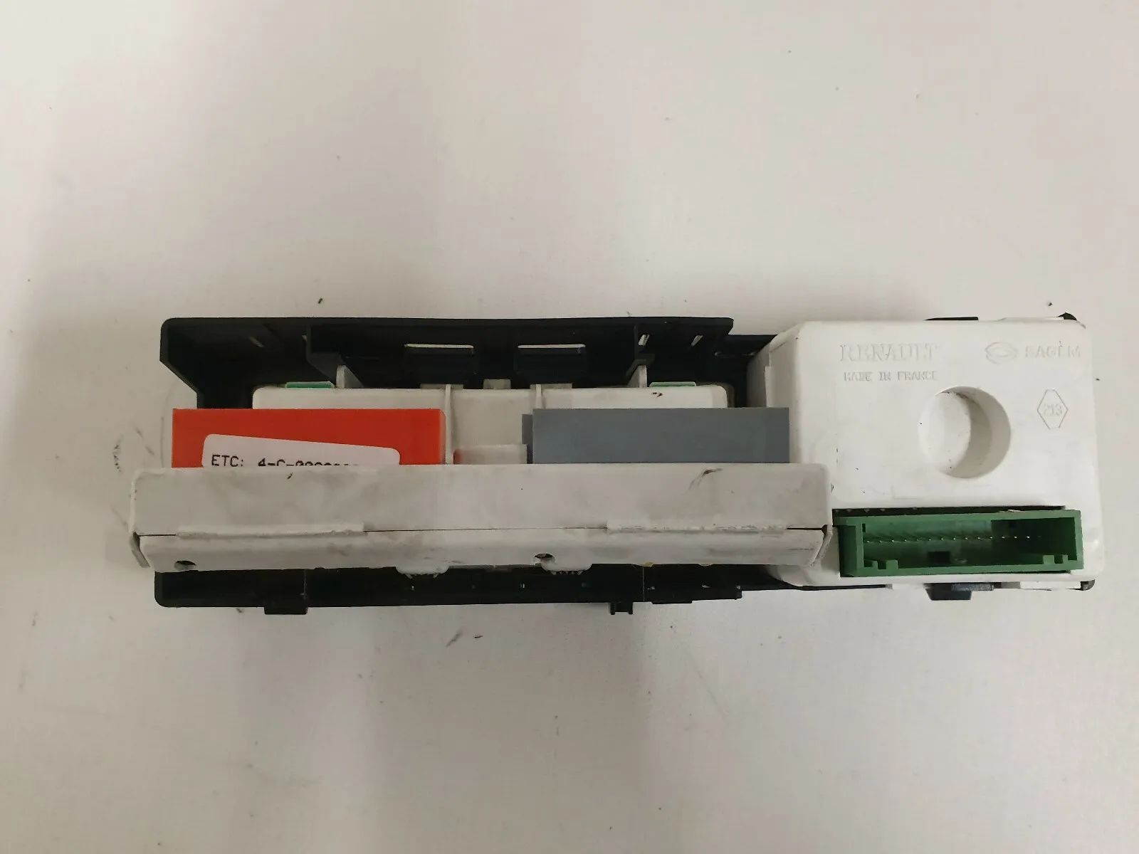 เรอโน ลากูน่า II 01-07 บอร์ดคอมพิวเตอร์ ดิจิตอลจอแสดงผล นาฬิกา หมายเลข P8200002604 A K18