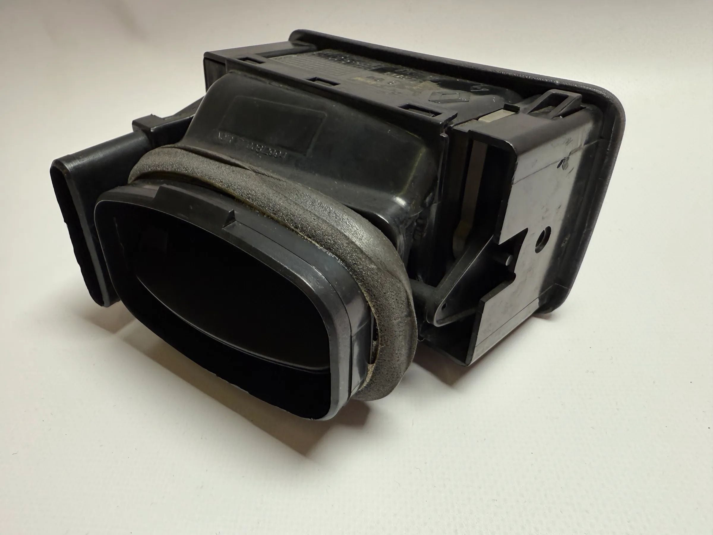 Original Renault 19 Cabrio Resguardo de Ar Direito 222575 / 7700812994