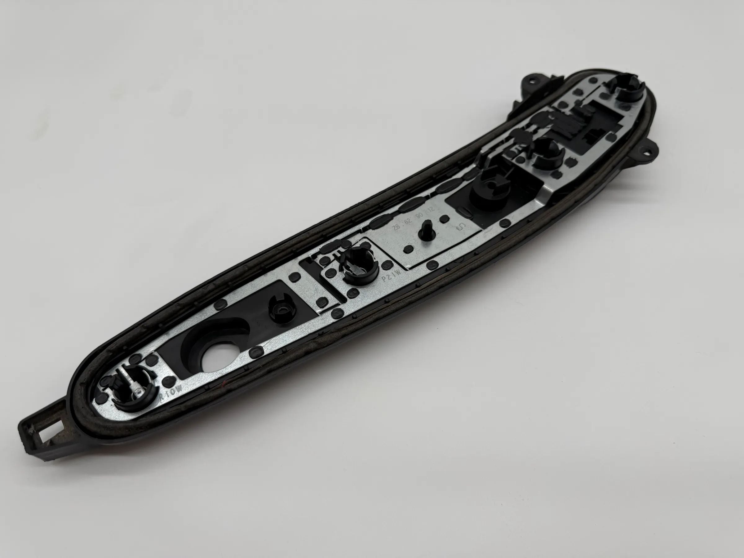 Lampenträger Rücklicht Rückleuchte links Fiat Punto Schwarz 286221