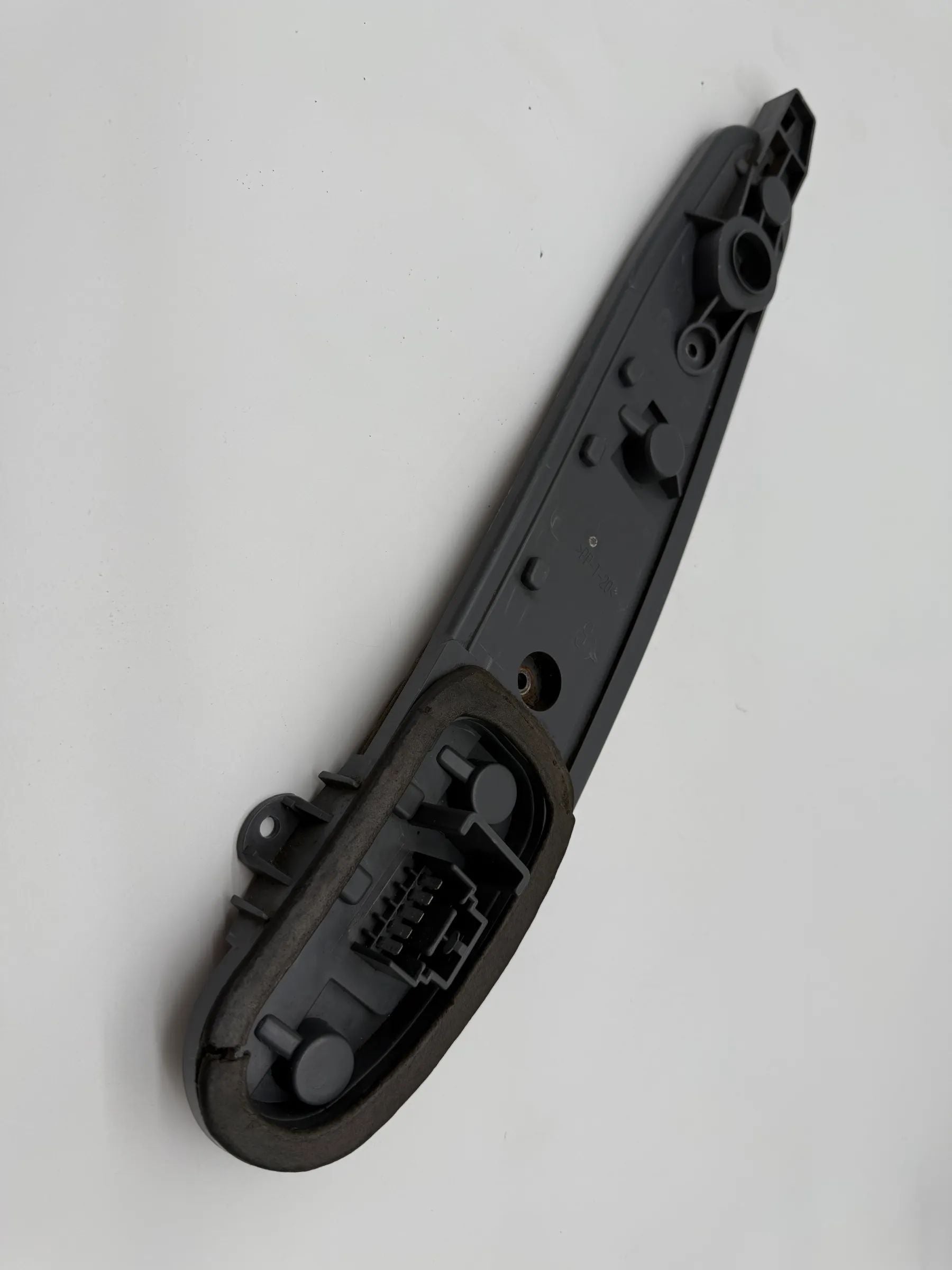 Porte-lampe feu arrière gauche Fiat Punto gris