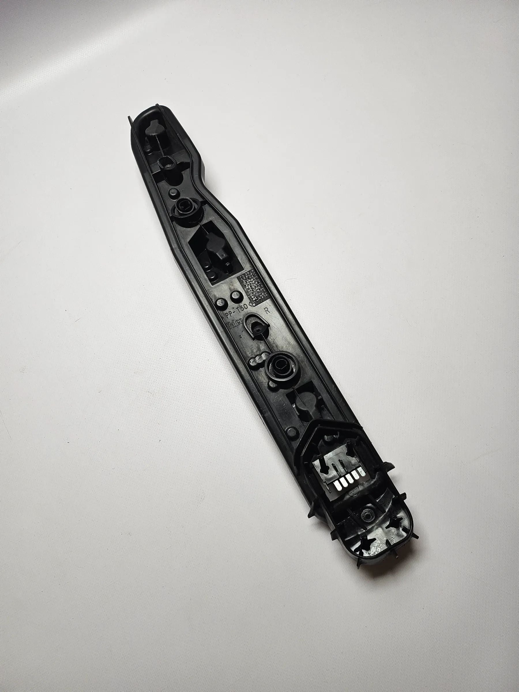 originele OPEL CORSA C F08 Lampendrager voor rechter achterlicht 89307501