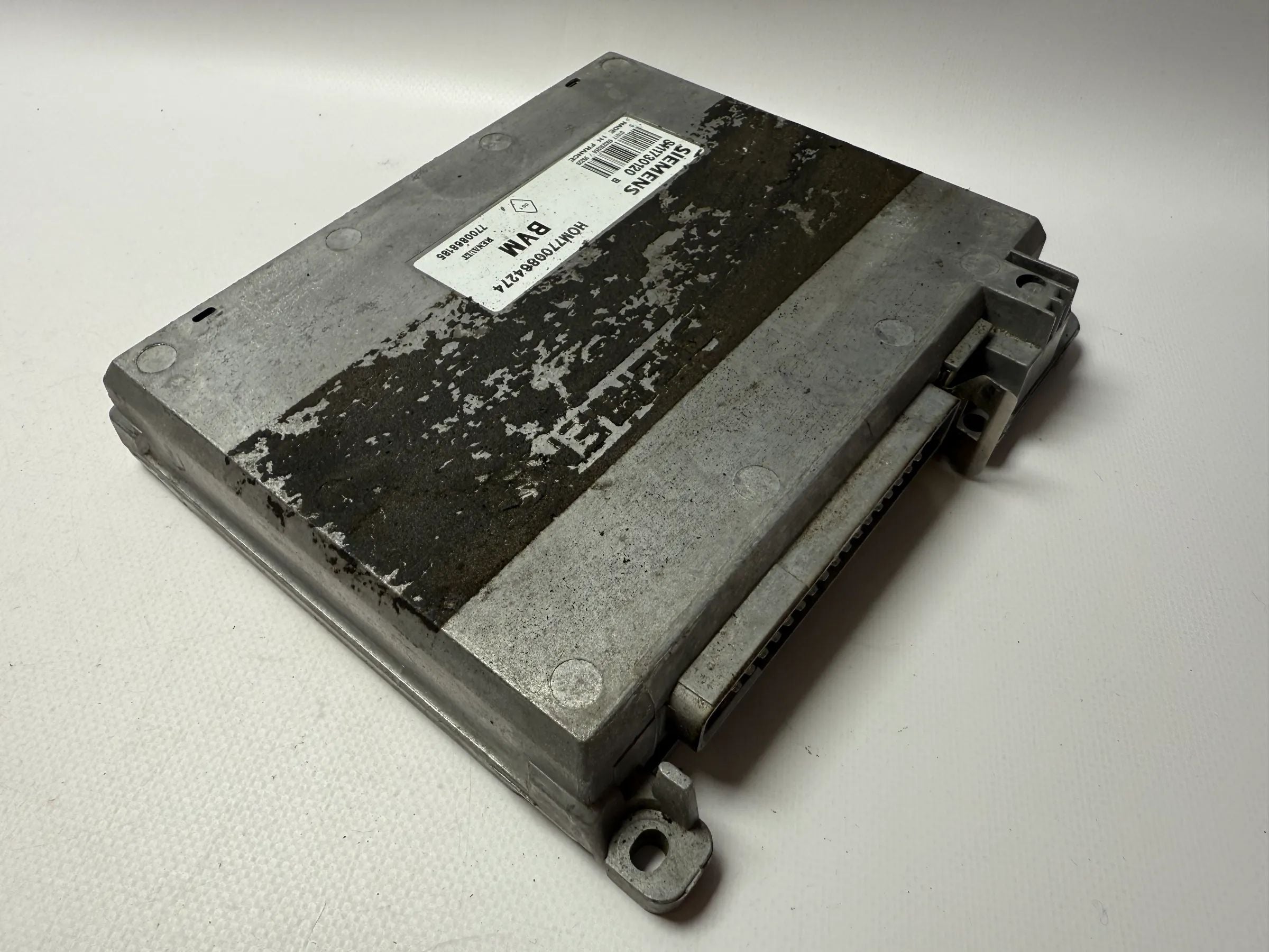 อะไหล่แท้ Renault Clio I B57 1.2 40kW 1996 กล่องควบคุมเครื่องยนต์ HOM7700864274