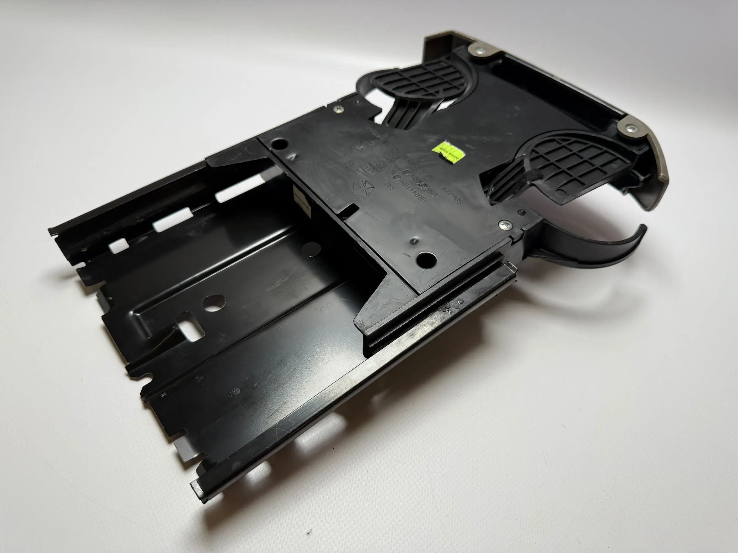 Originele CHRYSLER Voyager bekerhouder 0RR44TRMAB