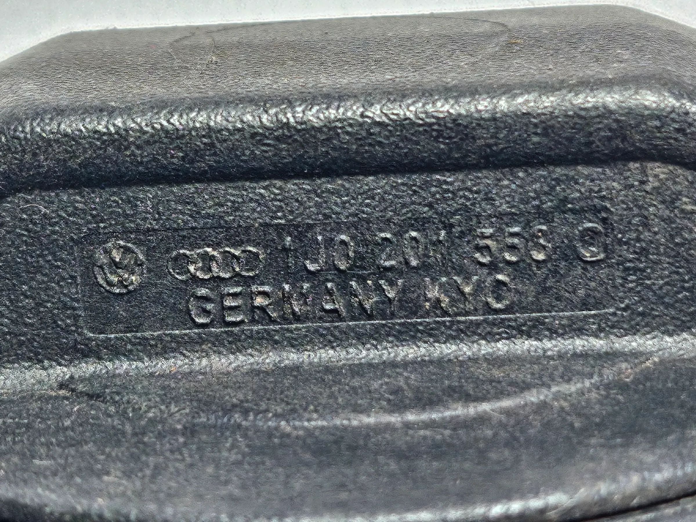 Original VW Golf V 5 Variant Tankdeckel Verschlussdeckel  1J0201553