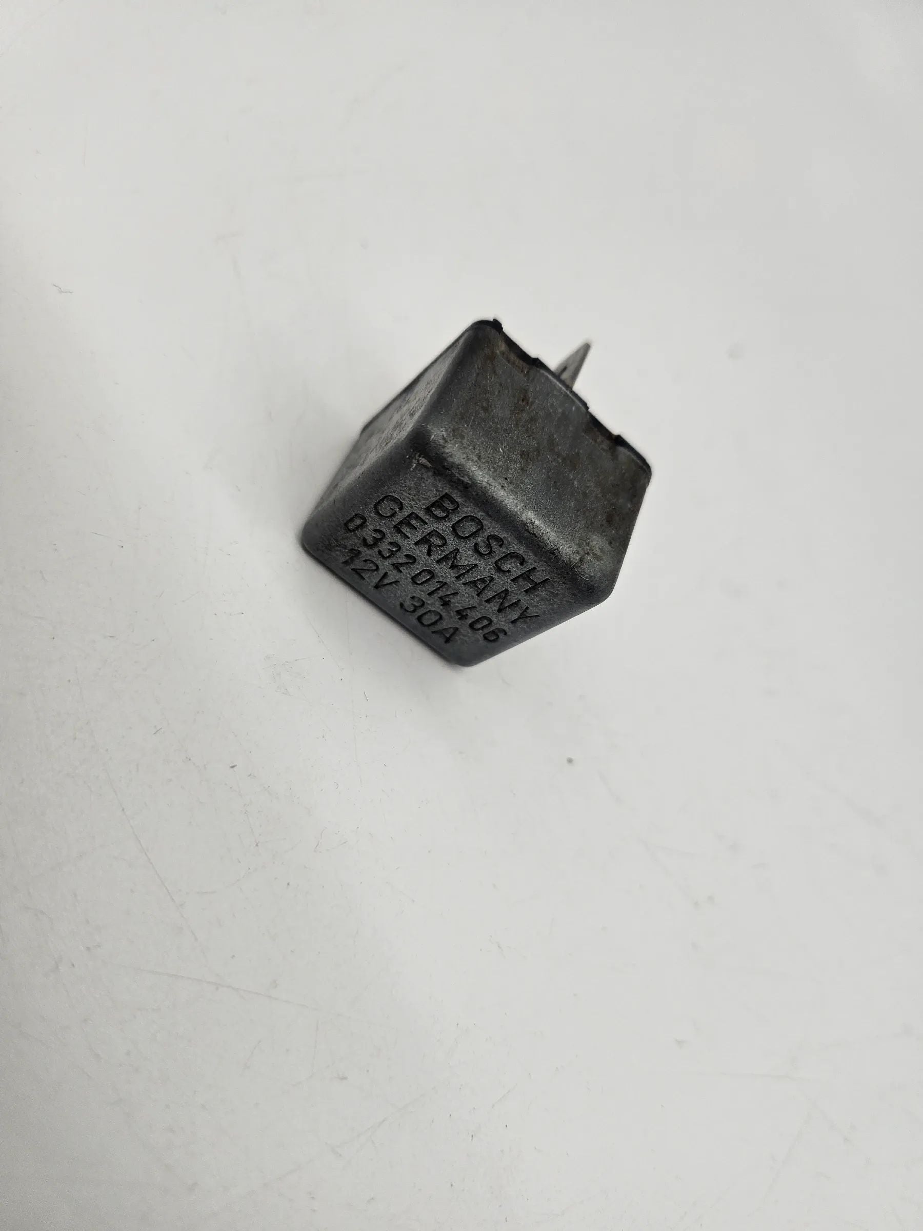 Оригинальное реле топливного насоса BMW Porsche Мерседес Volkswagen Ford Bosch 0332014406 | Auto-veritas