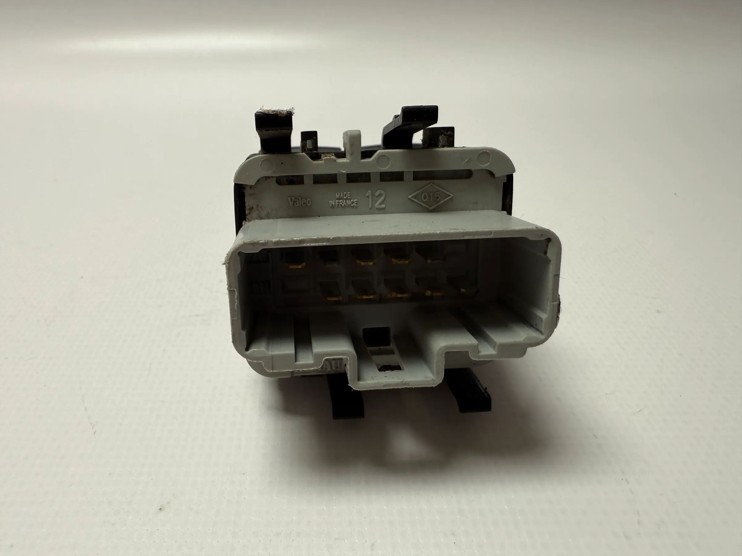 Original Renault Scenic II Saklar Kaca Jendela Depan Kiri Abu-abu 315042B - Auto-veritas