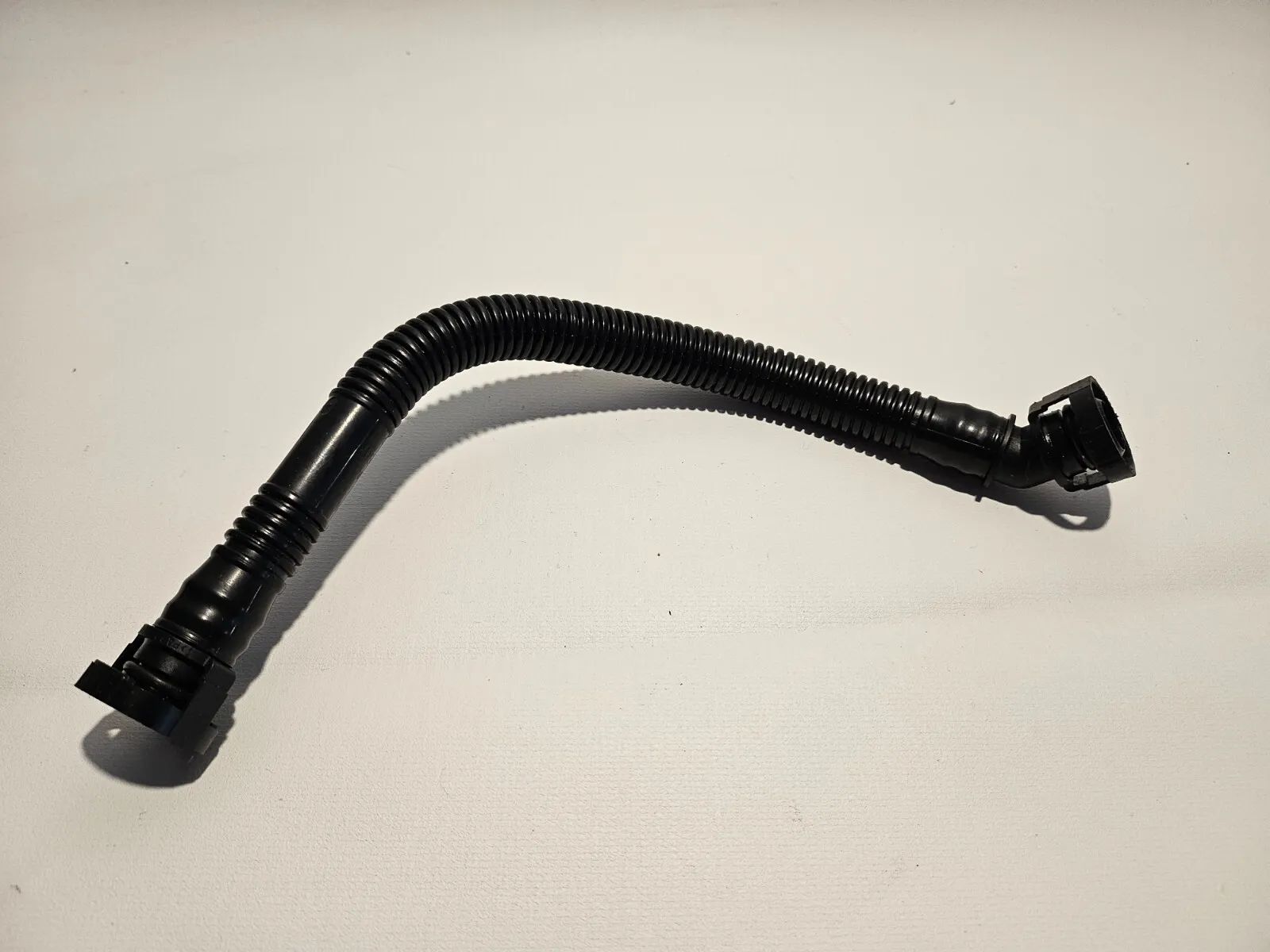 Genuine BMW 3 E90 E91 2007 Petrol 110kW Breather Hose 7503523 RPG17138 
