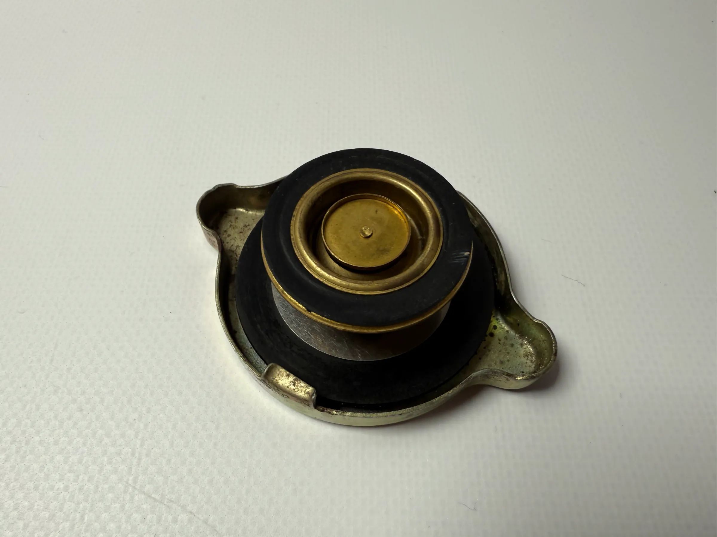 Tutup Radiator Asli Opel Kadett / Kapitän / Admiral AC Delco 531-30 9975648 Auto-veritas