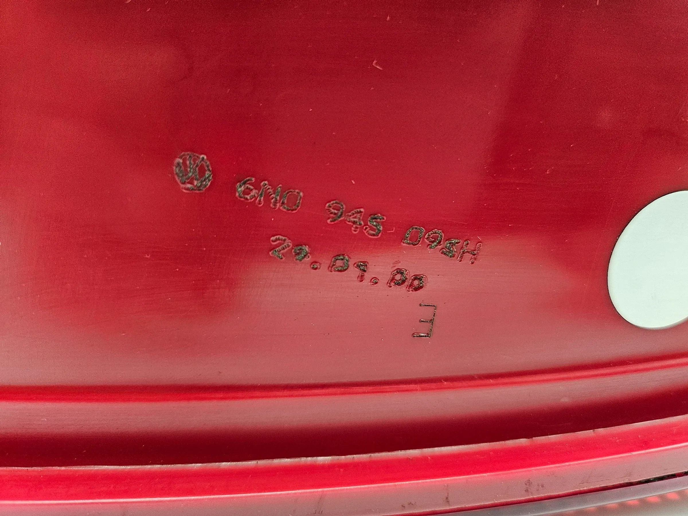 оригинальный задний фонарь левый VW Поло 6N2 6N0945095H