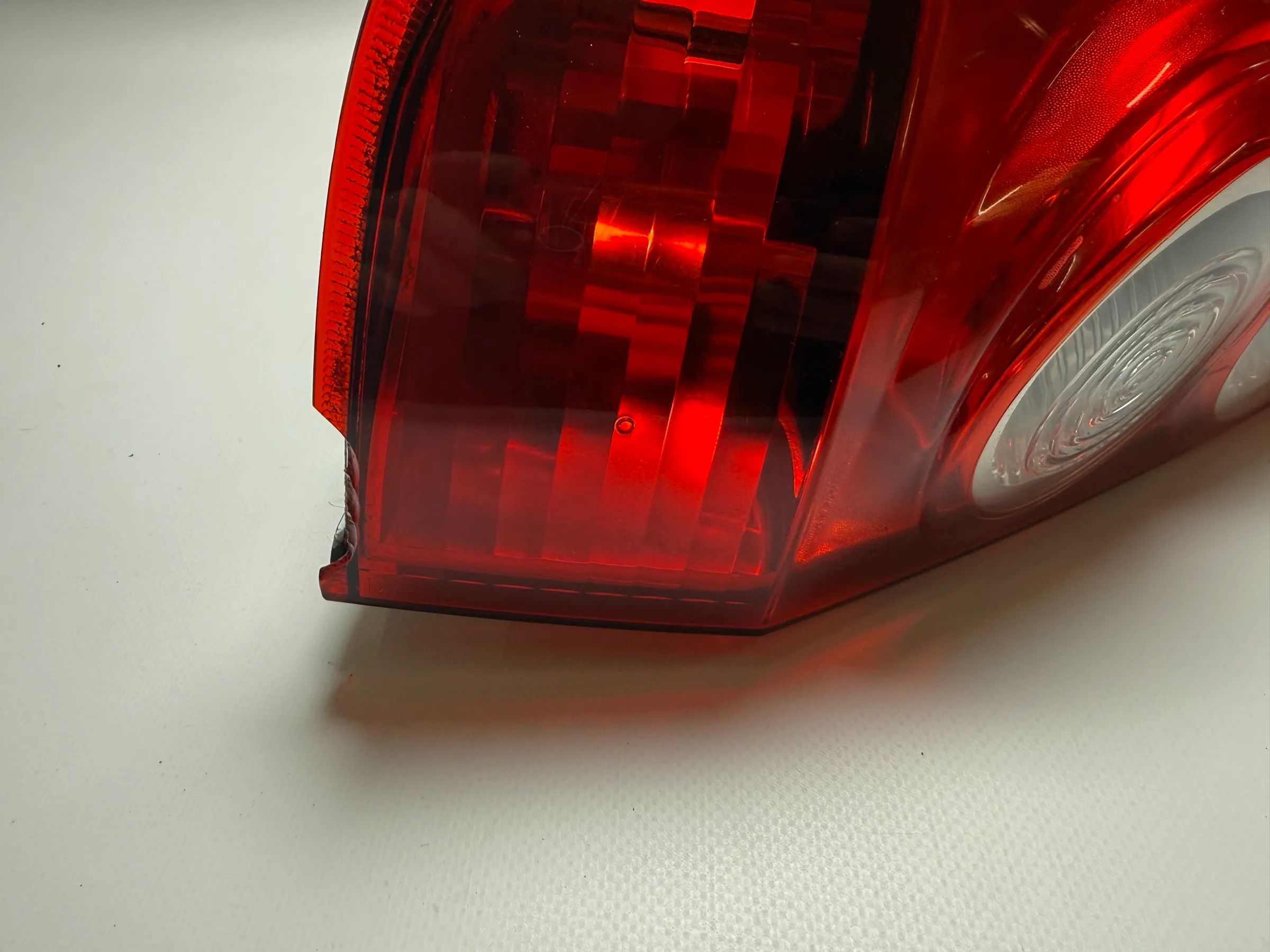 FORD Fiesta V (JH, JD) rear light tail light left 656113405 B / 256084 