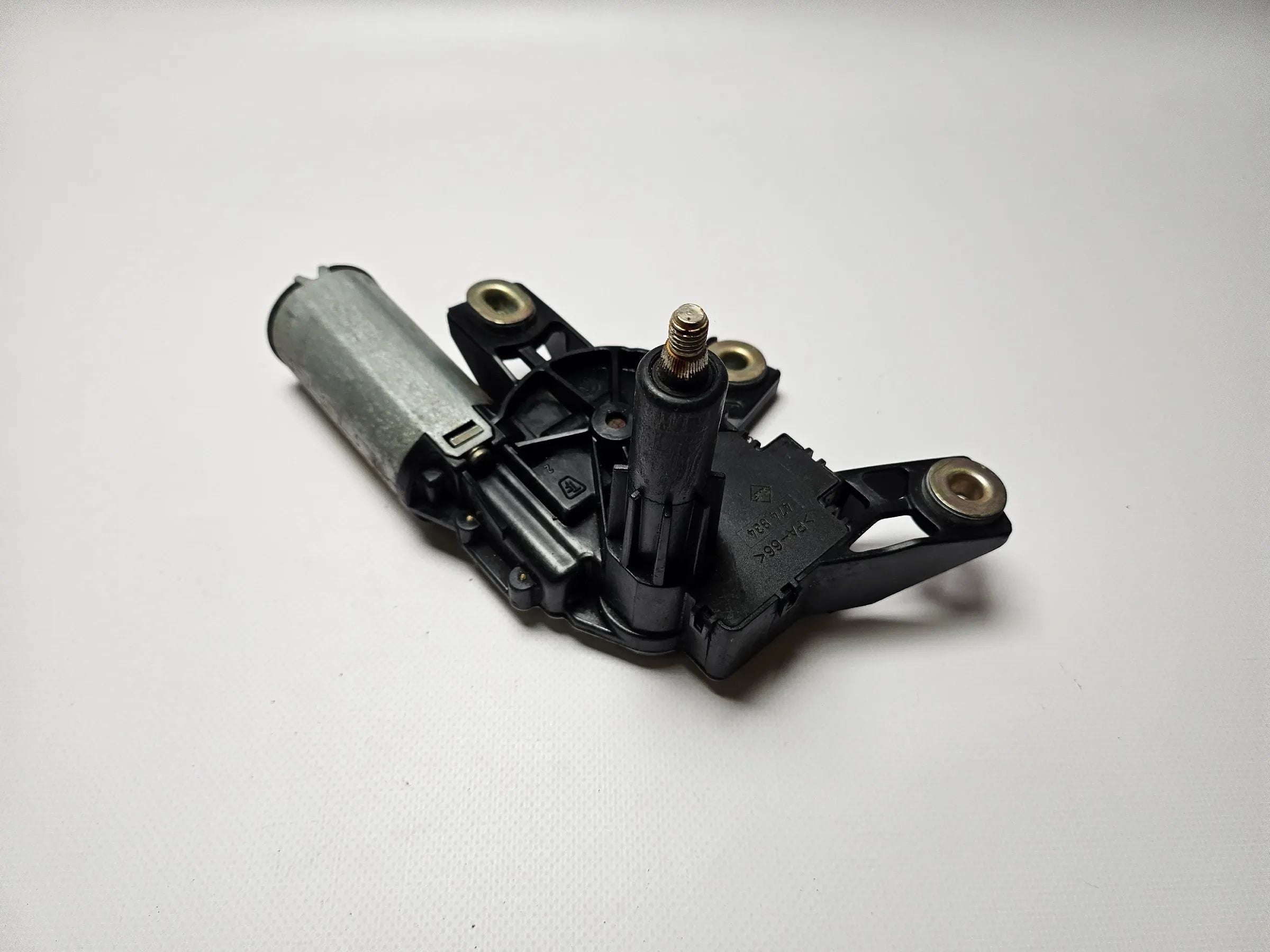 Moteur d'essuie-glace arrière Orig Mercedes Benz W168 W414 1688200442