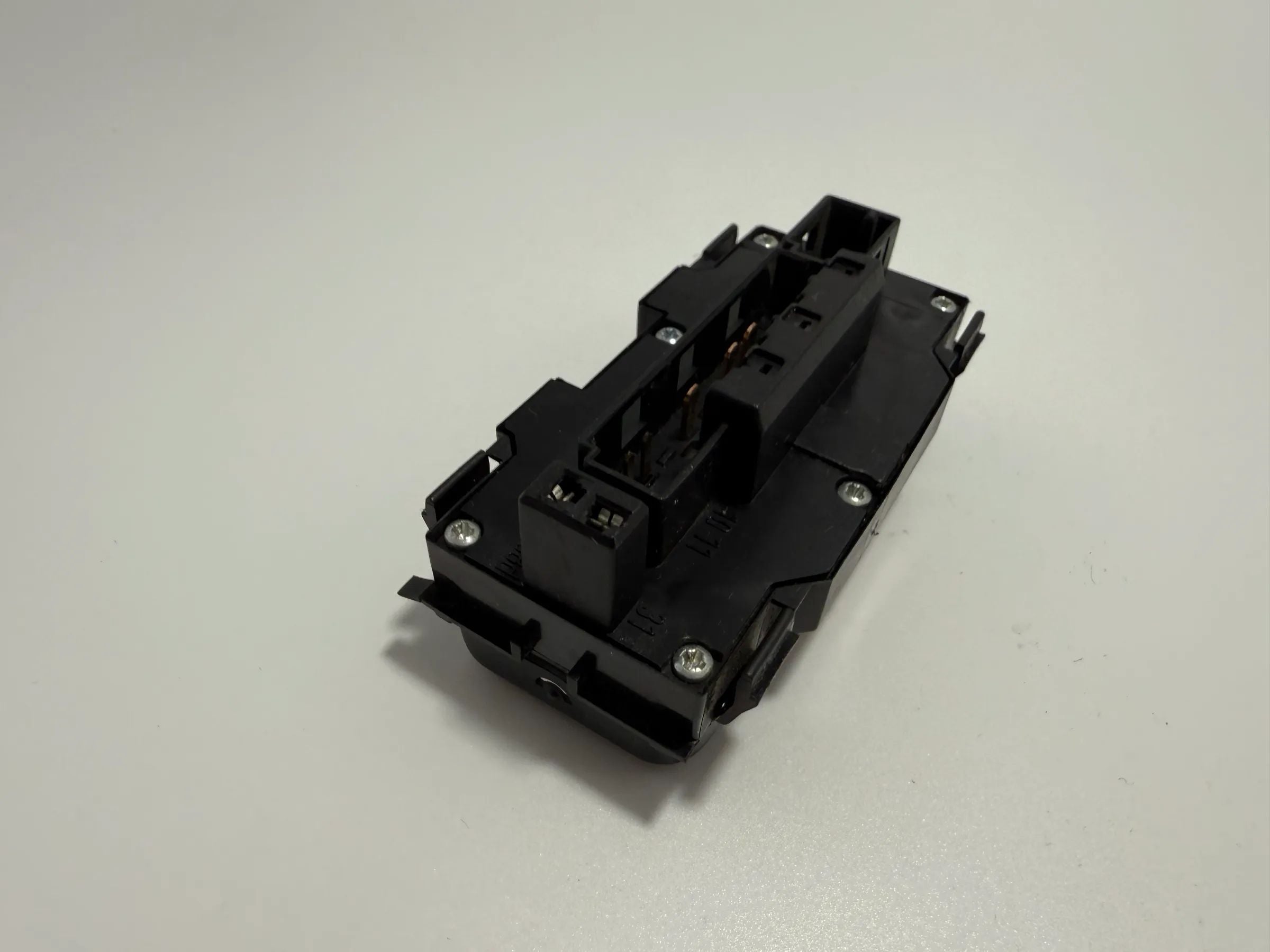 Originele Mercedes W202 W208 W210 waarschuwingsknop, hoofdsteun 2088200310