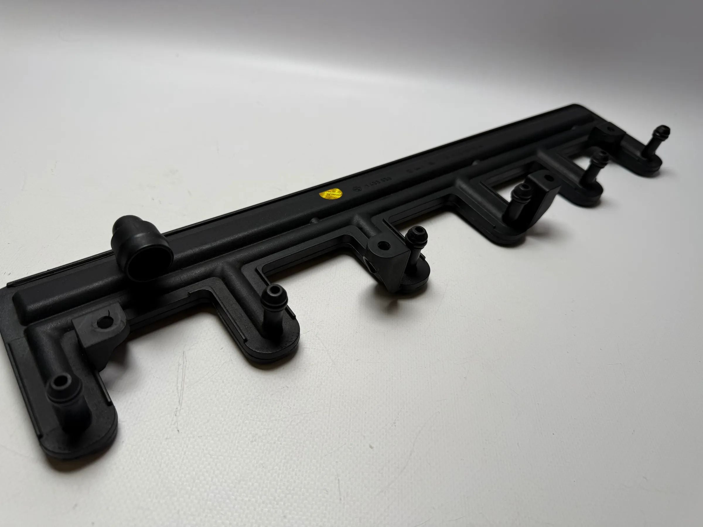 Original BMW E46 E53 E60 E65 E83 M54 air distributor pipe 1433638 