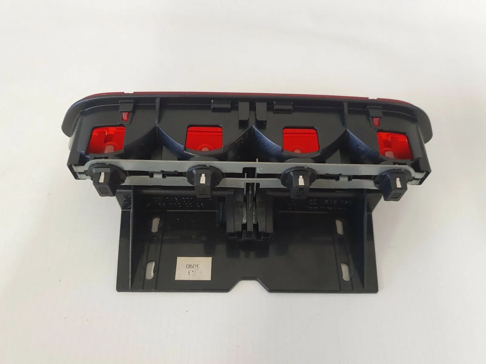 メルセデスベンツ A140 W168 1688200056 純正 ブレーキランプ 補助ブレーキ灯
