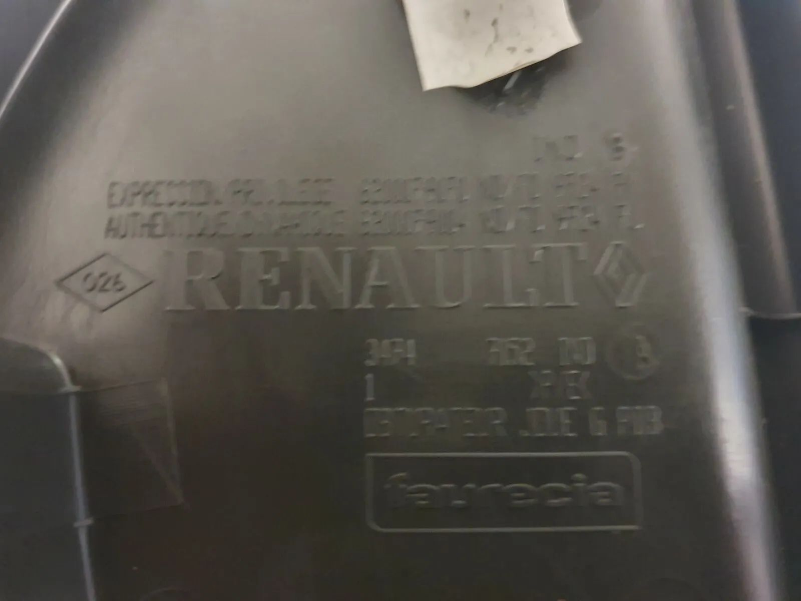 Renault Megane II Armaturenbrett Verkleidung Vorne Links 8200079070 8200079004