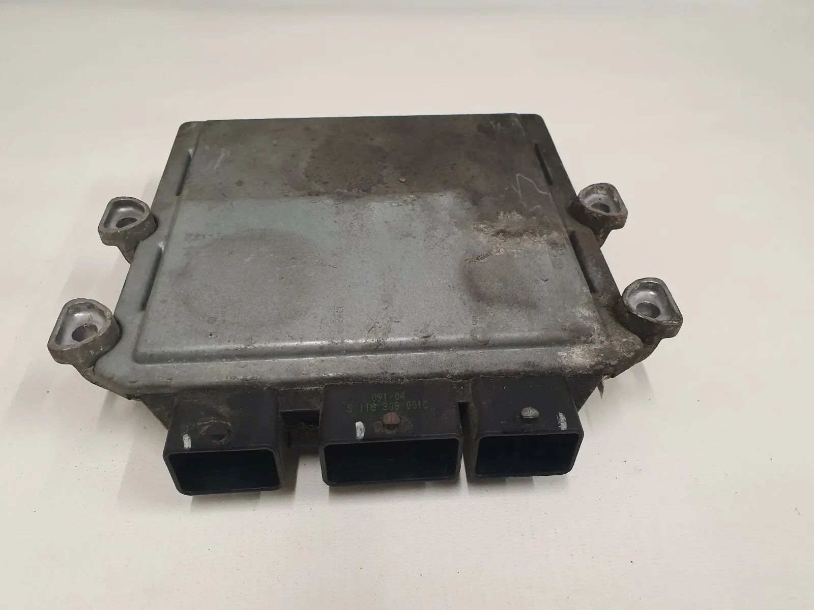 Ford Fiesta Motorsteuergerät 3S6112A650LB SIEMENS 5WS40140DT SID804 K4 - Auto-veritas