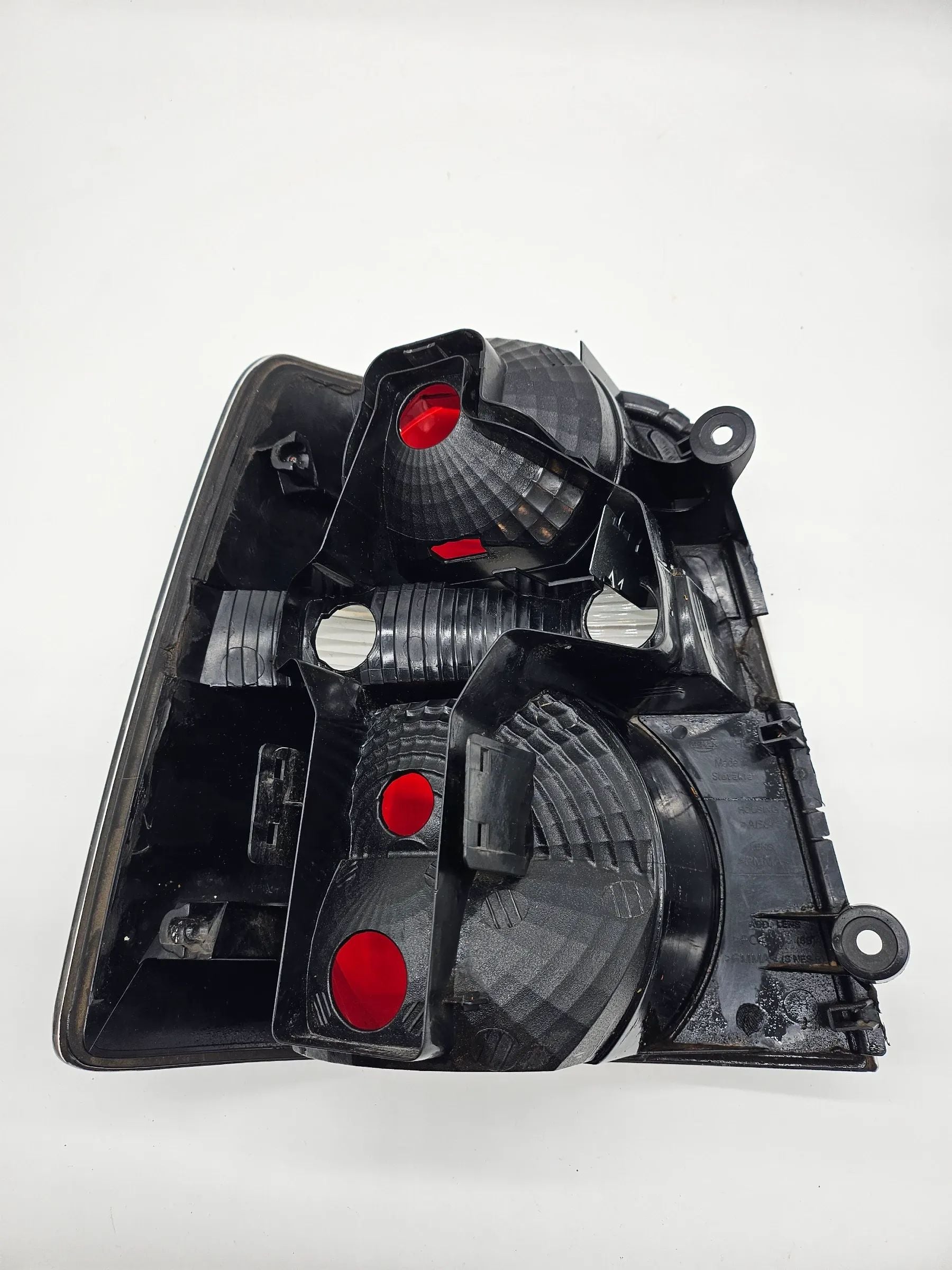 original Hella Rückleuchte rechts VW Touran (1T1, 1T2) 1T0945096 schwarz