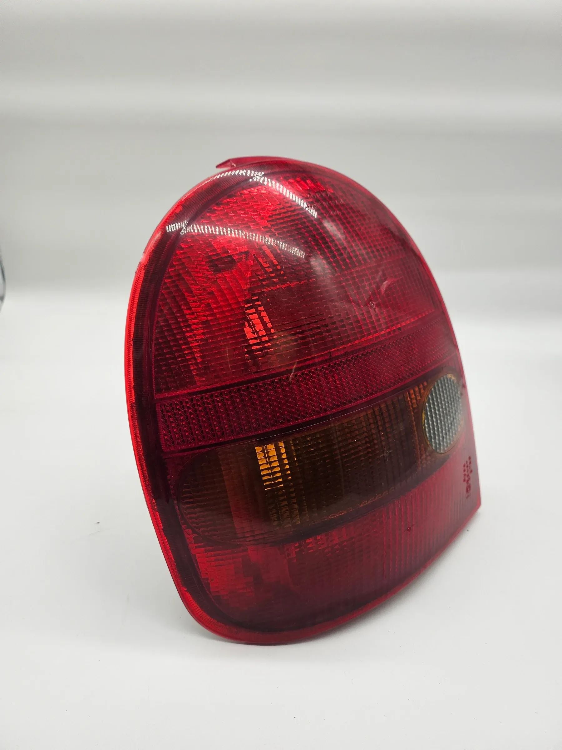 Feu arrière gauche original Opel Corsa B S93 GM 45021