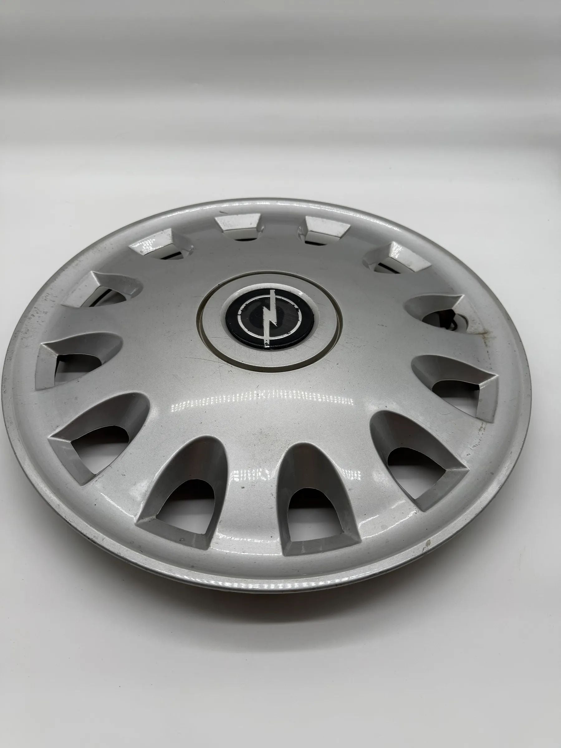 90373773 Hubcap (cover) R15 90373774 90445801 Opel Astra DE1872353-60 