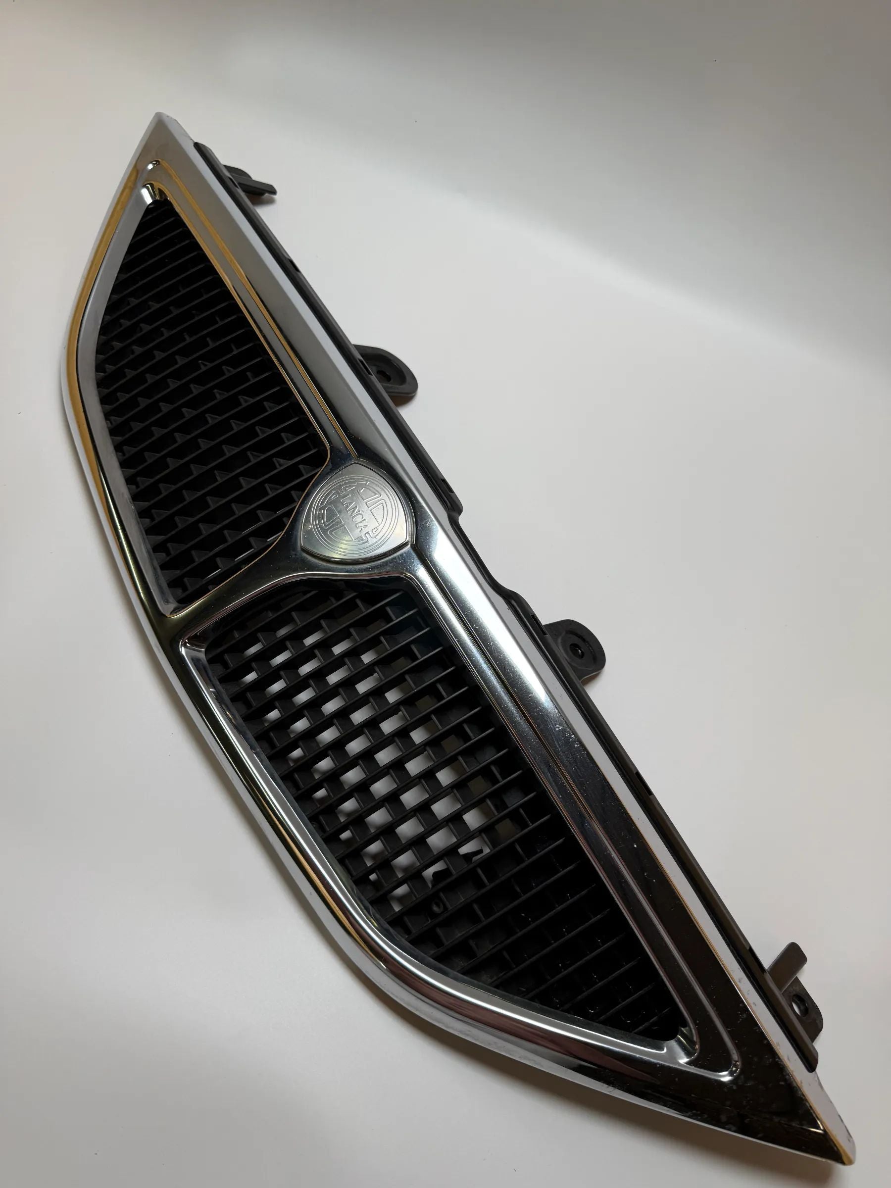 Calandre Grill Avant 86227 ZCP Lancia Y 1.4 840 2675492