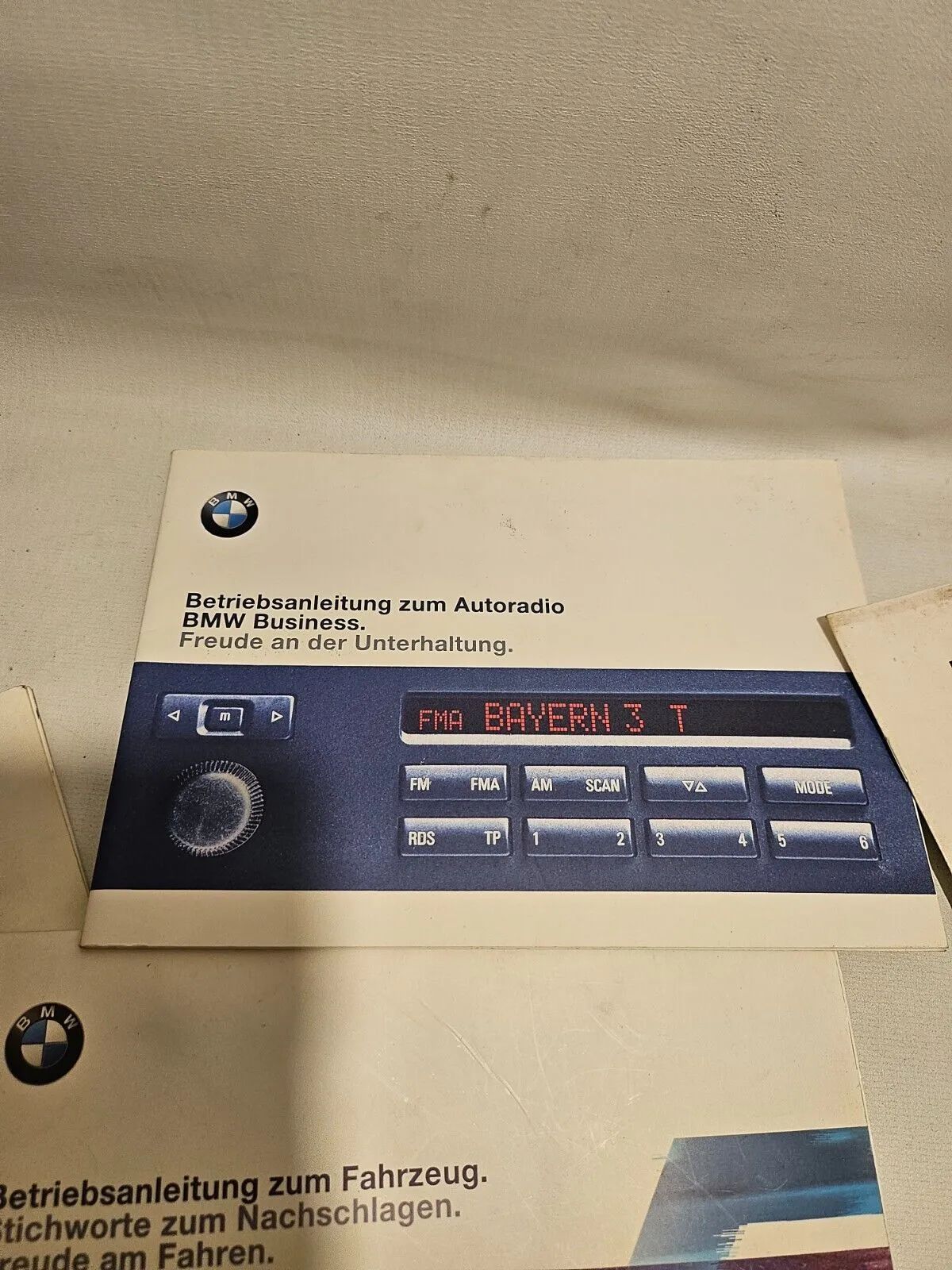Carpeta original + manual de instrucciones BMW Serie 5 E39 520i 523i 528i 535i 540i 1998