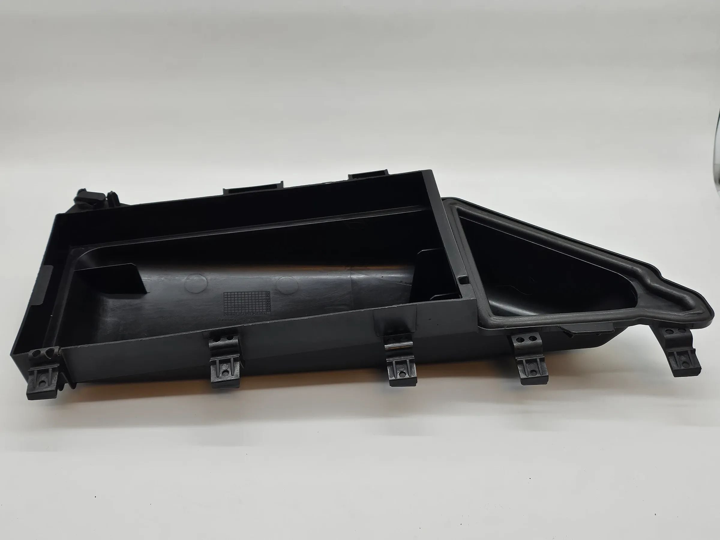 BMW 5 6 er E60 E61 E63 E64 Deckel Filterkasten Filtergehäuse rechts 6950936