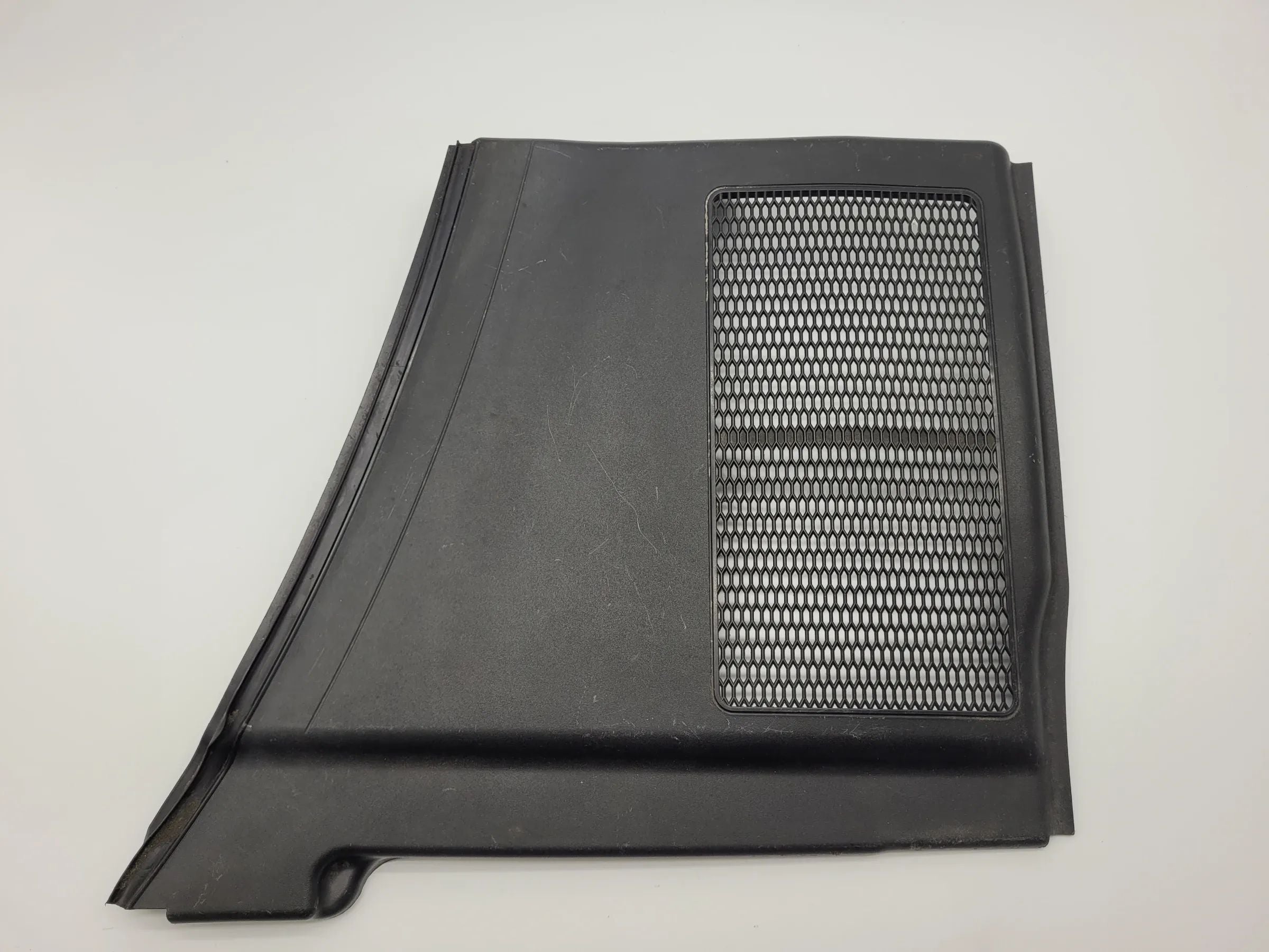 Original Audi A4 (8E/B6/B7) Pollenfilter Abdeckung Wasserkasten 8E1819447A