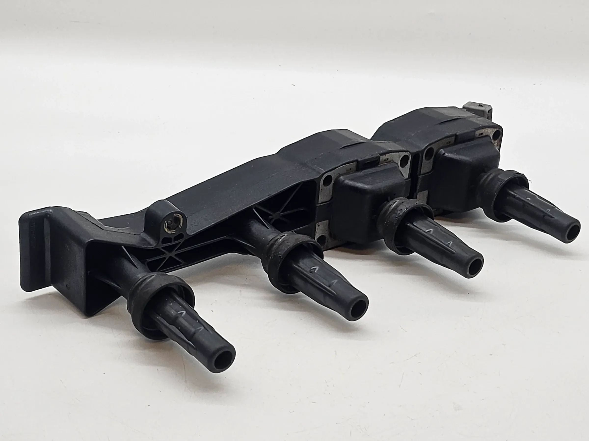 Original PEUGEOT 206  CC Zündspule 1.6 16V  9636337880