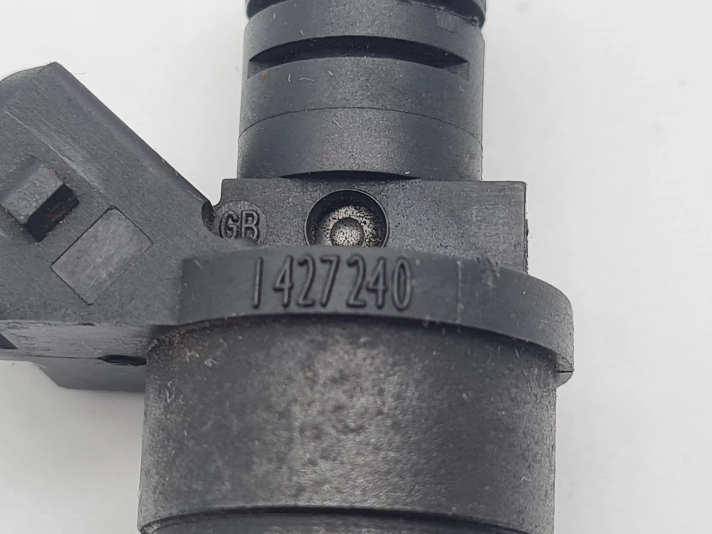 BMW 3er/5er (E46:320-328, E39:520 525, Z3 Z4) Injektor Bahan Bakar 1427240