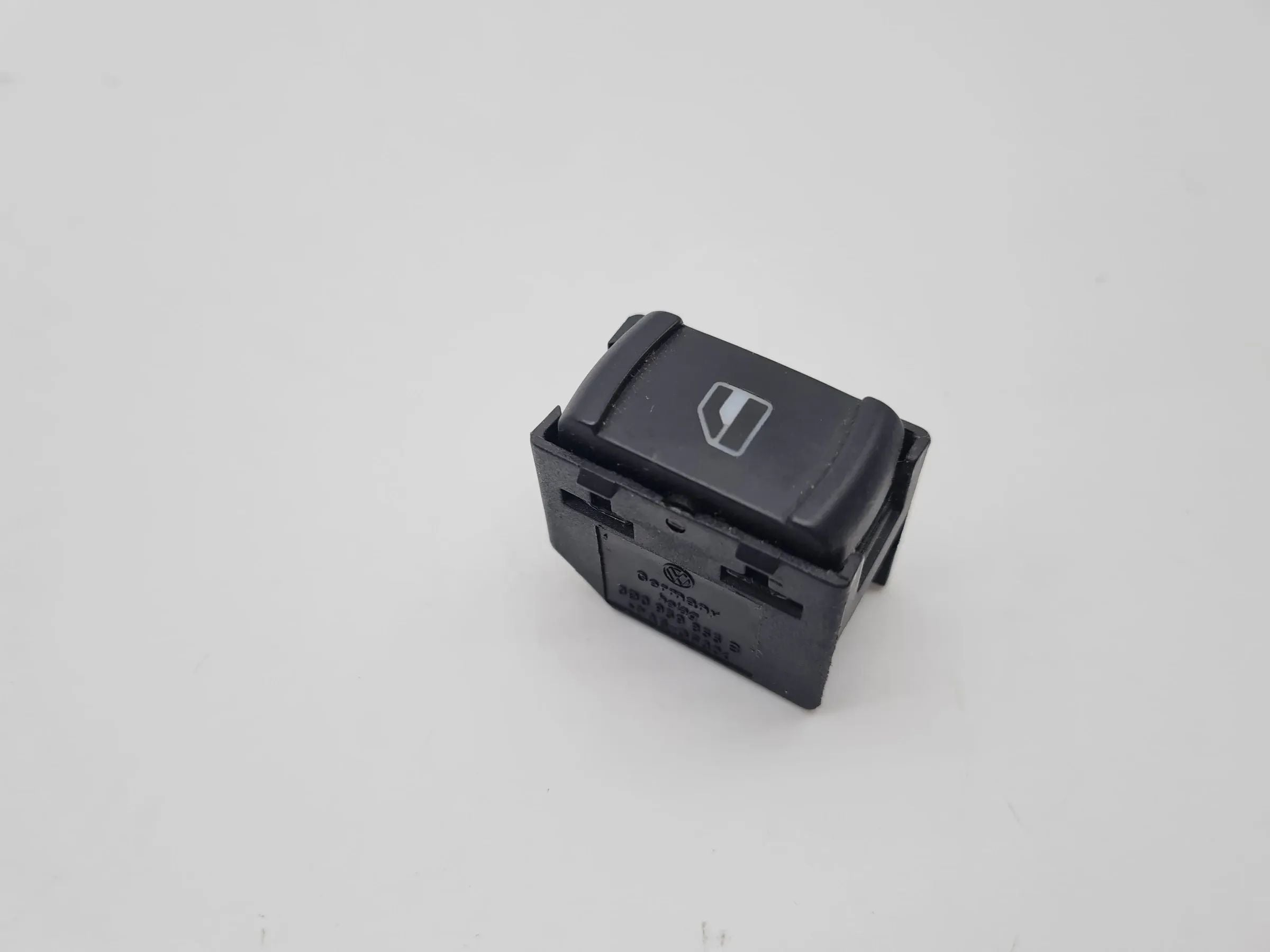 Original VW Bora Variant Golf IV Passat Schalter Fensterheber 3B0959855B