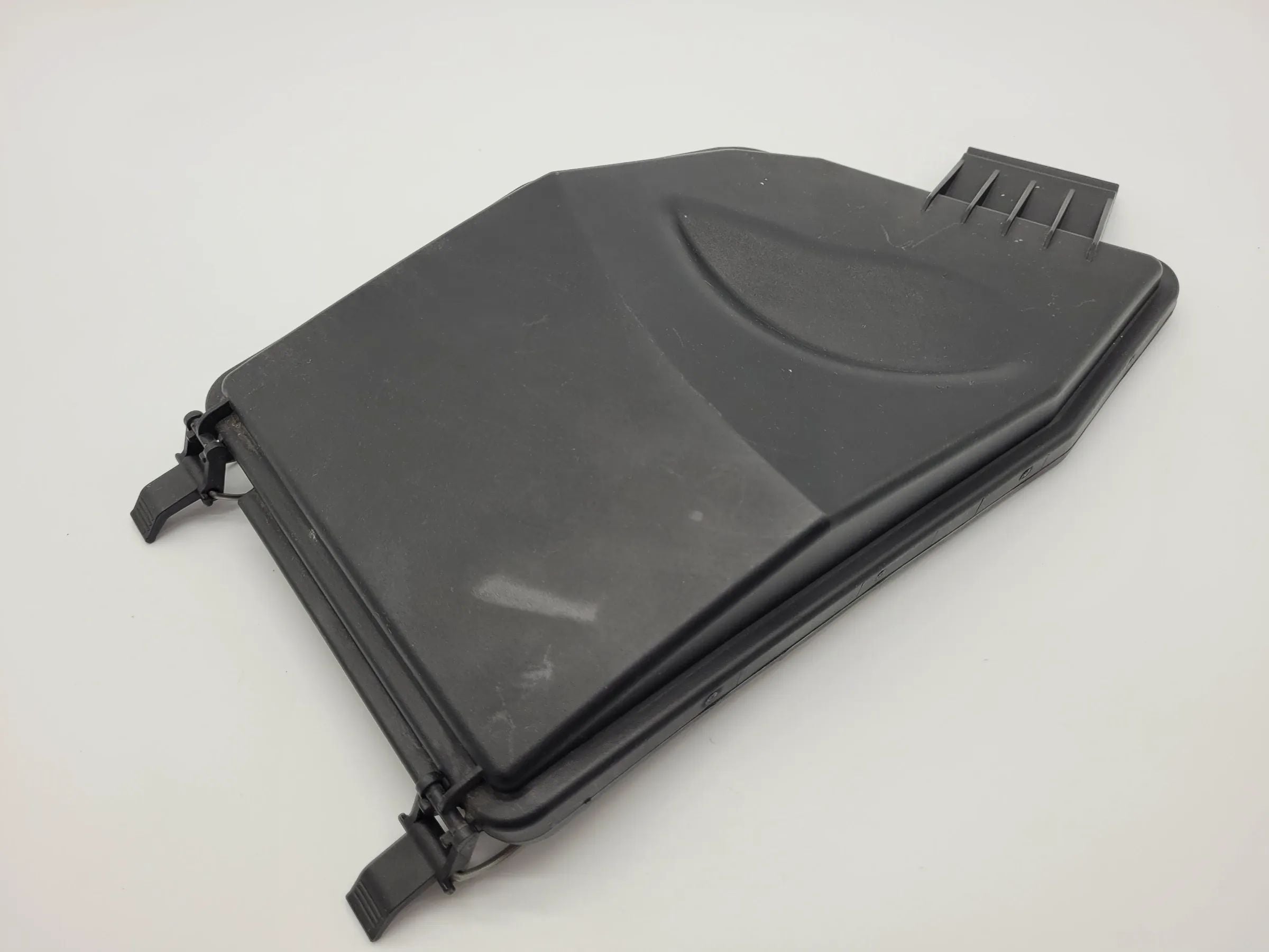 Original Mercedes C-Klasse (W203) Abdeckung Sicherungskasten, A2035450203