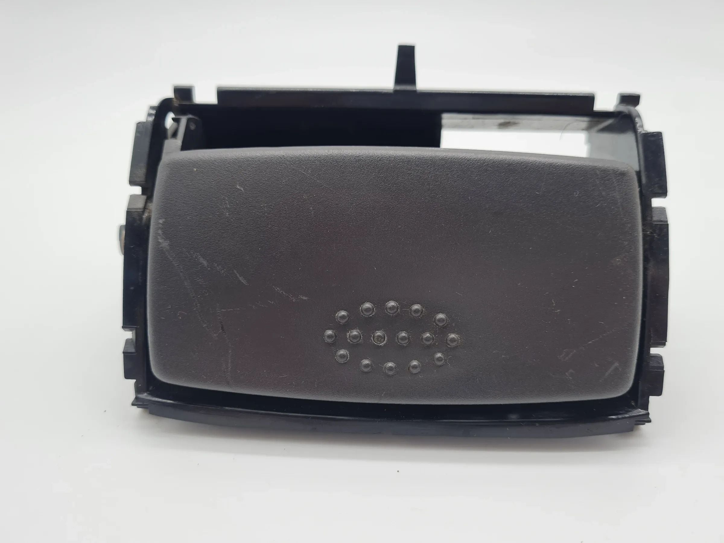 Original Mercedes-Benz A-Klasse (W168) Aschenbecher / Schaltknauf A1688100133