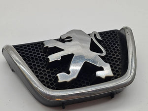 Original Peugeot 206 CC Verkleidung Abdeckung Kühlergrill  Emblem 9628688677