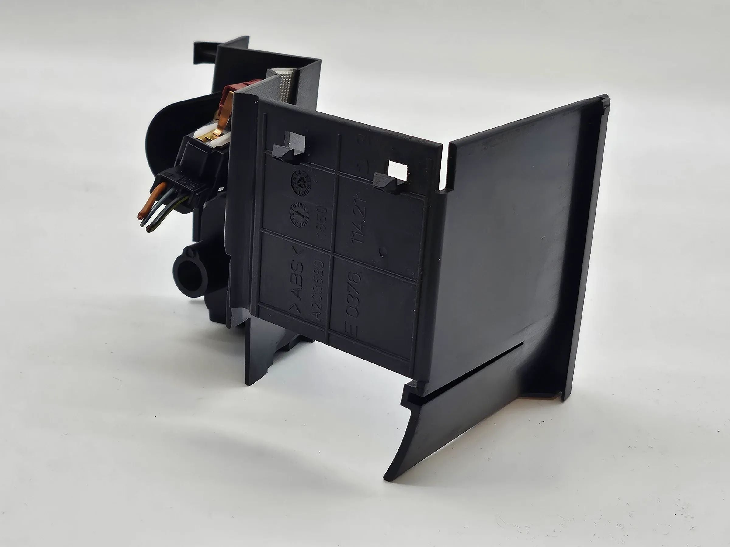 Original Mercedes CL 203 Abdeckung Mittelarmlehne Steckdose  A 2036801650