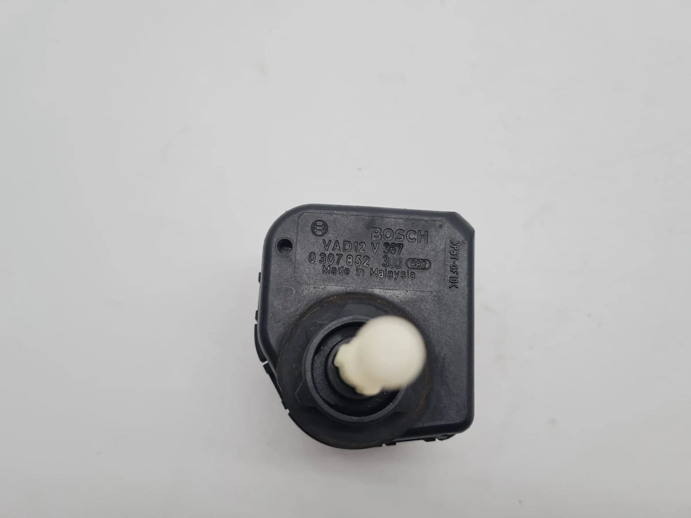 Original Opel Astra F Stellmotor Leuchtweitenregulierung LWR L/R 0307852300