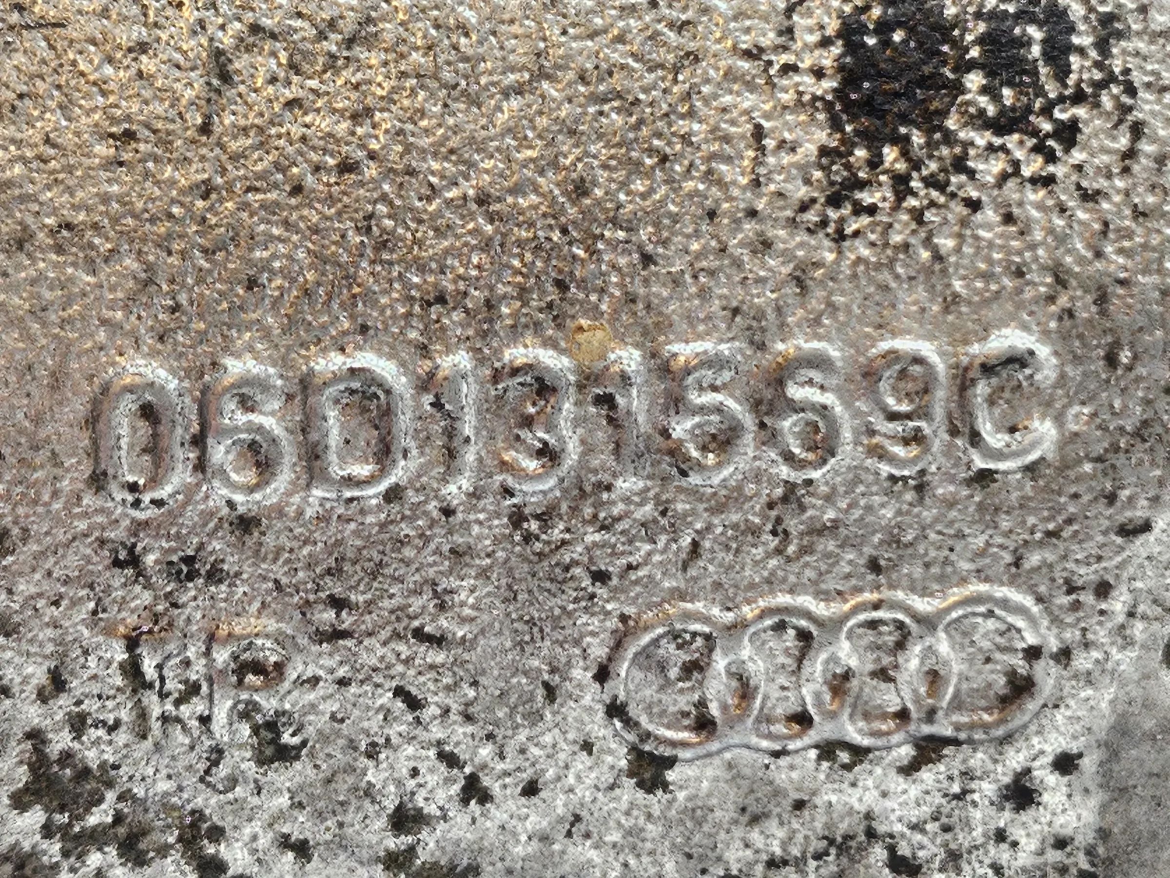 Audi A4 8E B6 2,0L FSI AWA Drosselklappenstutzen Bogen Ansaugbrücke 06D131569C