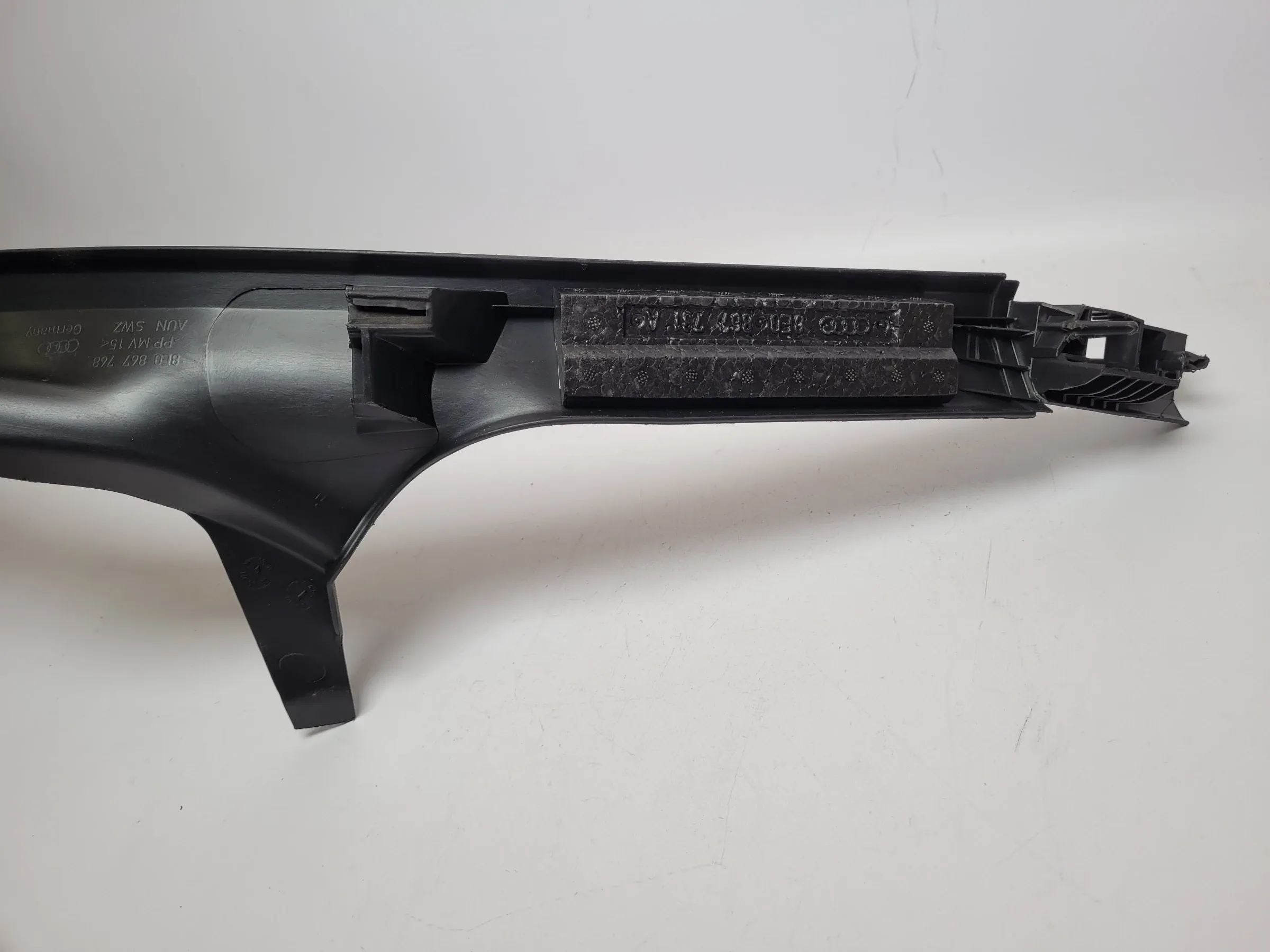 Original Audi A4 Avant (8E) Einstiegsleiste Hinten Rechts 8E08677312